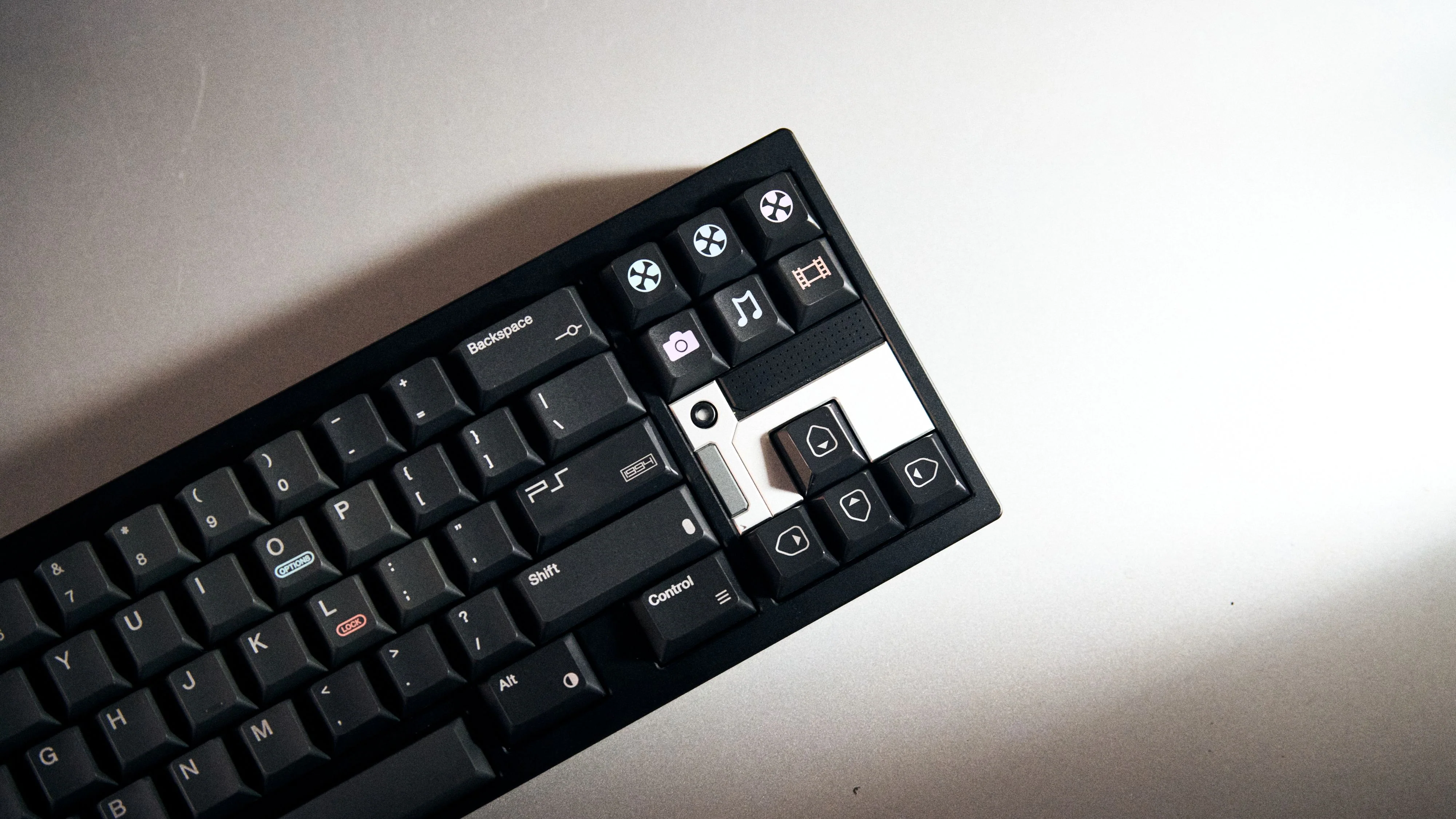 80 RETROS PS1994 PBT+ABS KEYCAP SET - Image 8