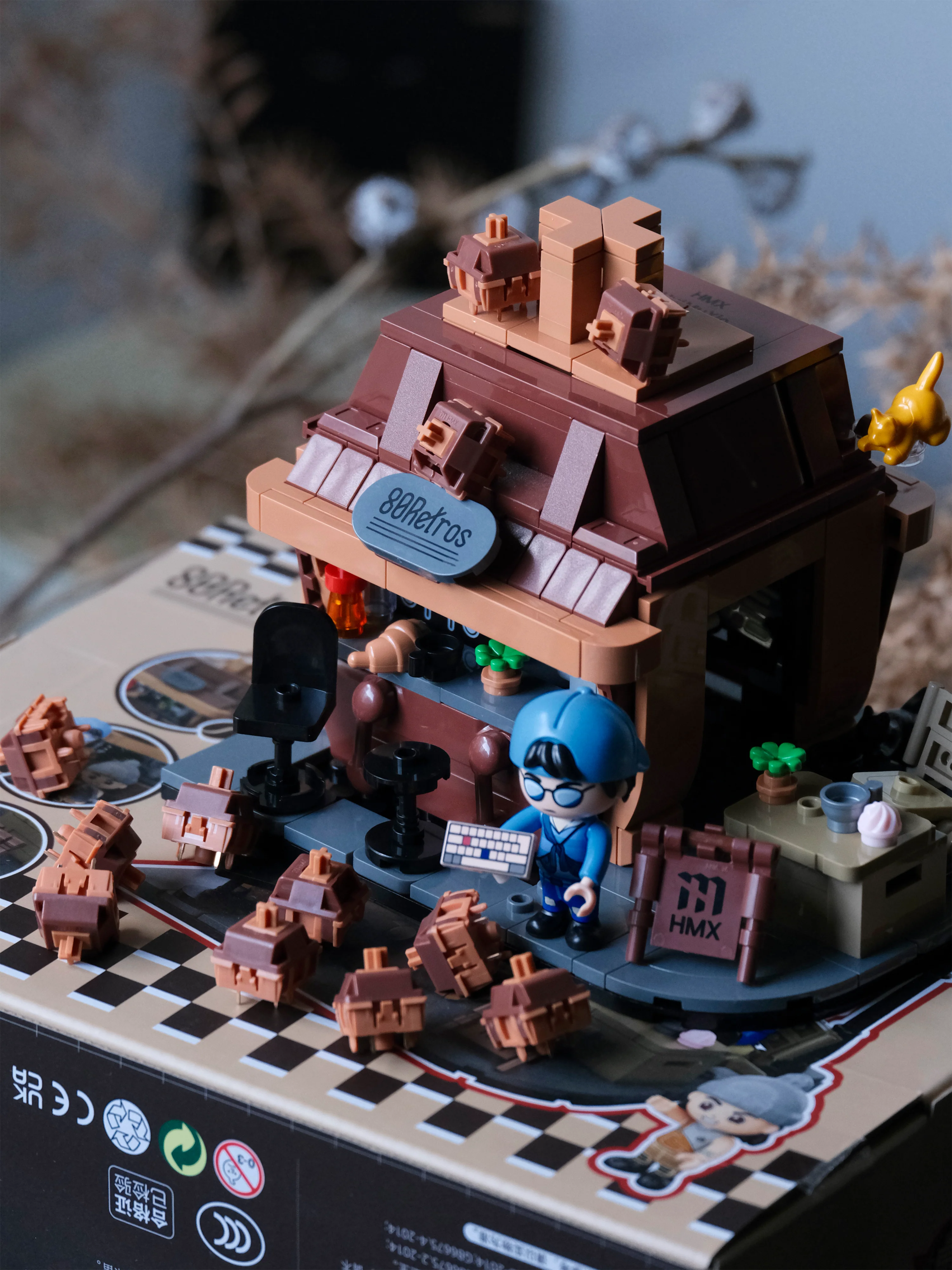 80 RETROS Switch Building Block - Image 5