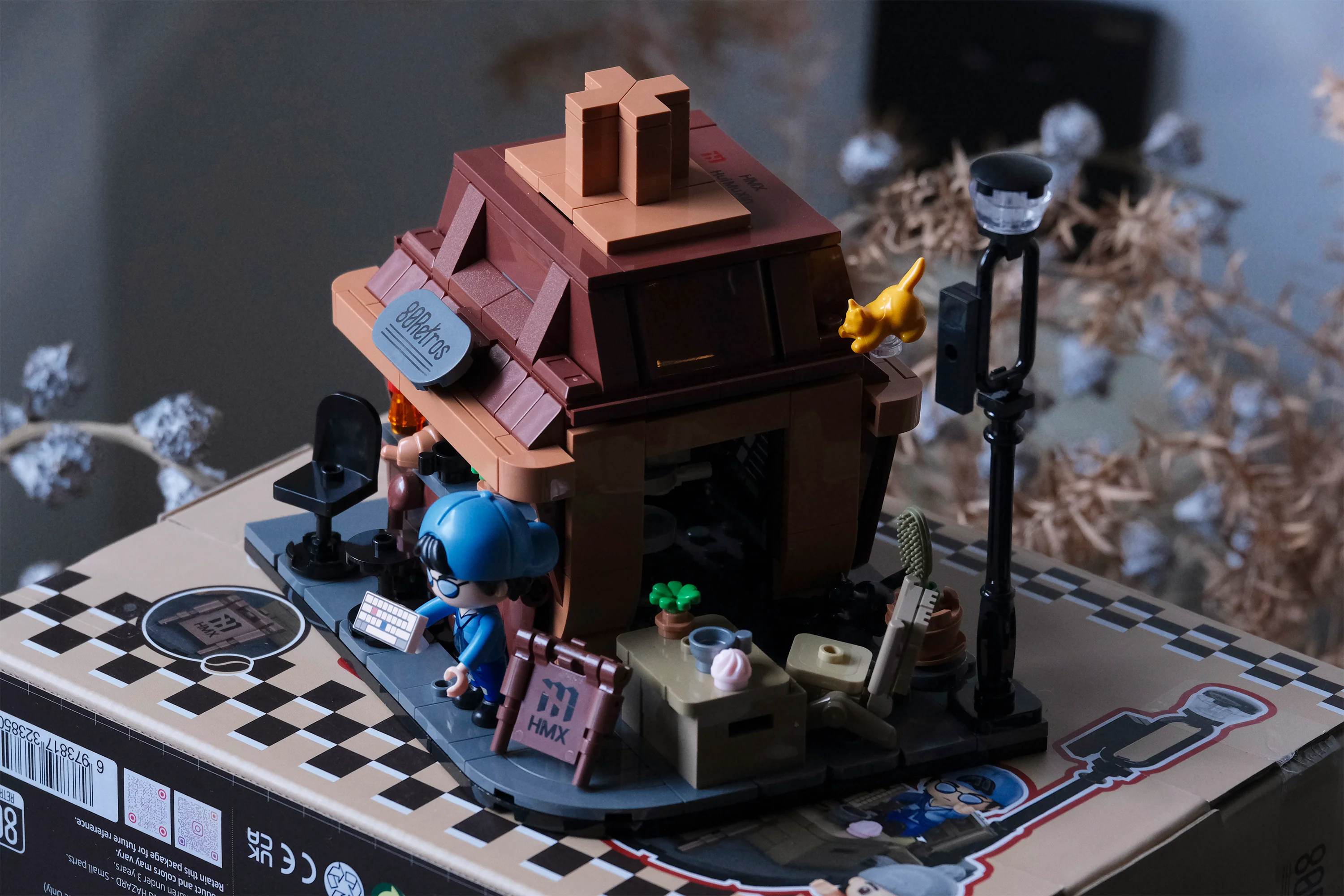 80 RETROS Switch Building Block - Image 6