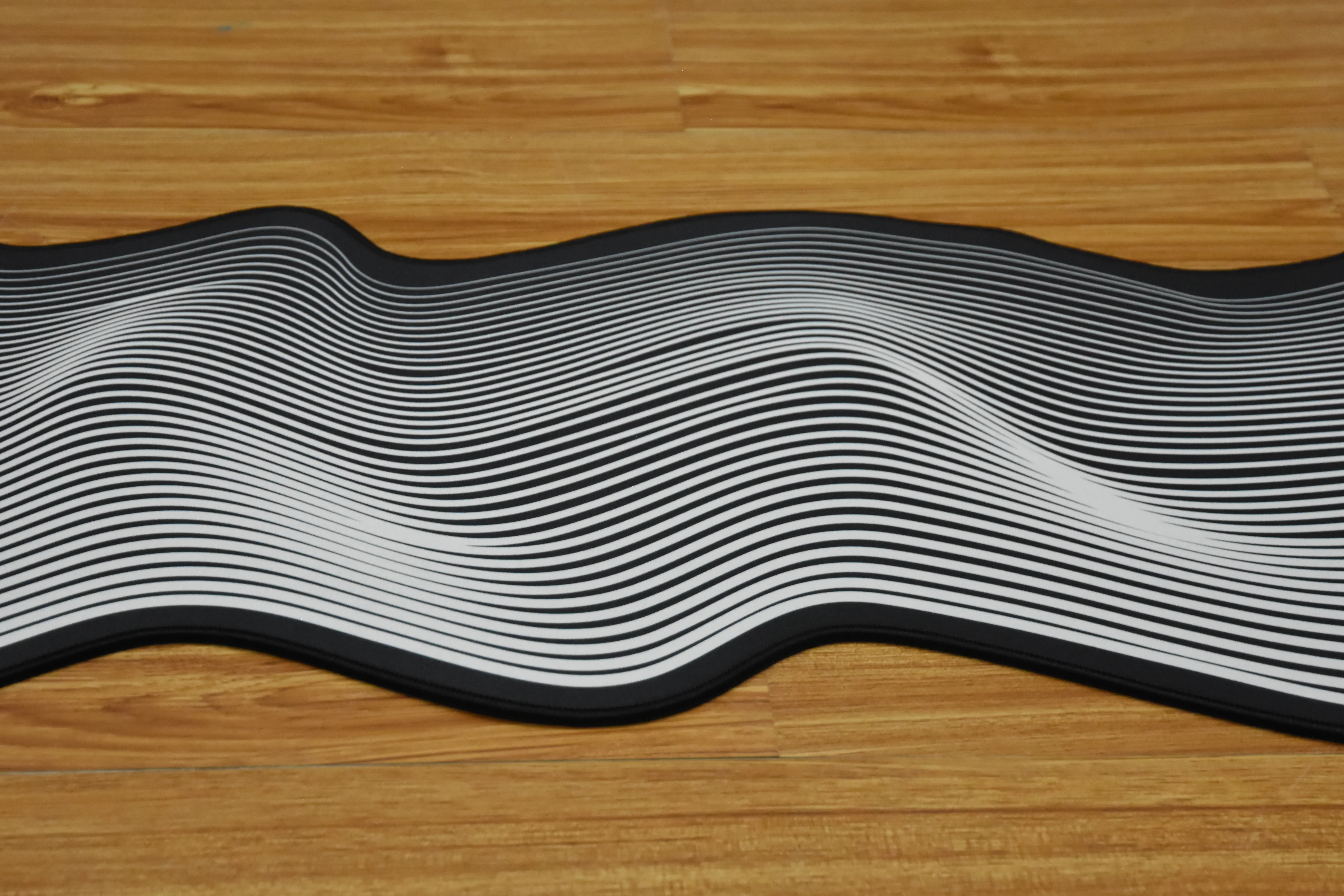 Aiglatson Studio Black Snail Deskmats Cream On Black - Image 4