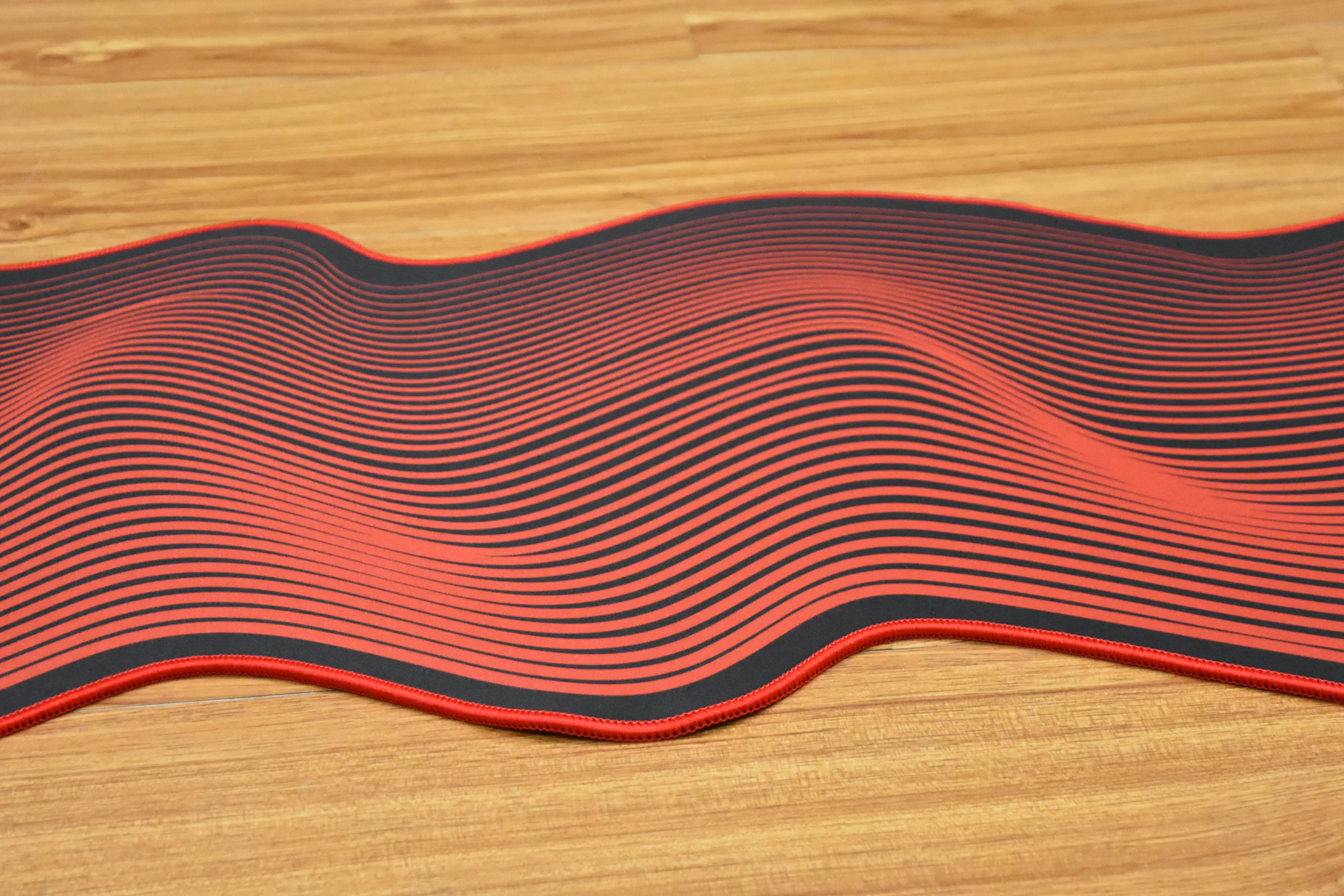 Aiglatson Studio Black Snail Deskmats Red On Black - Image 3