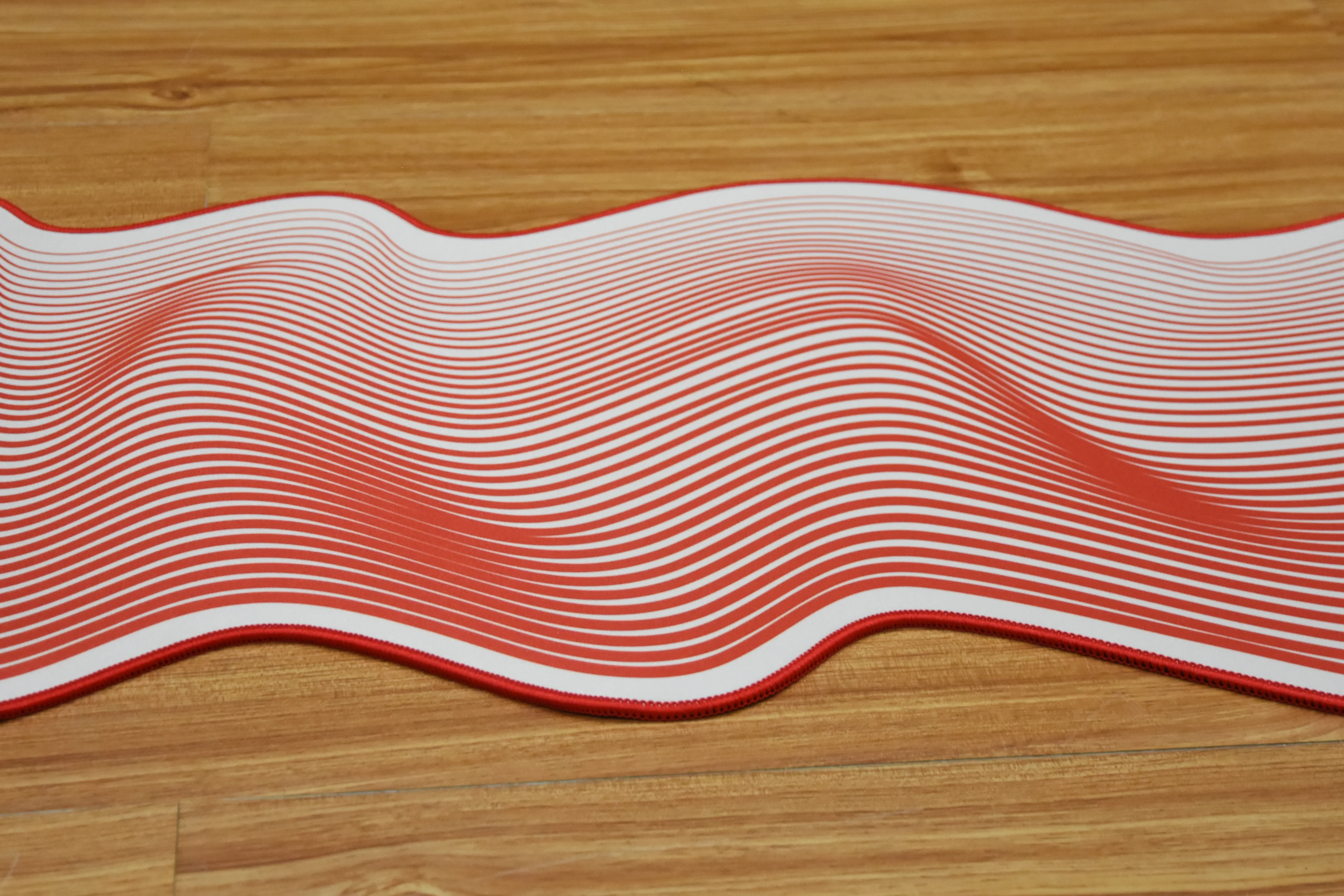 Aiglatson Studio Black Snail Deskmats Red On White - Image 4