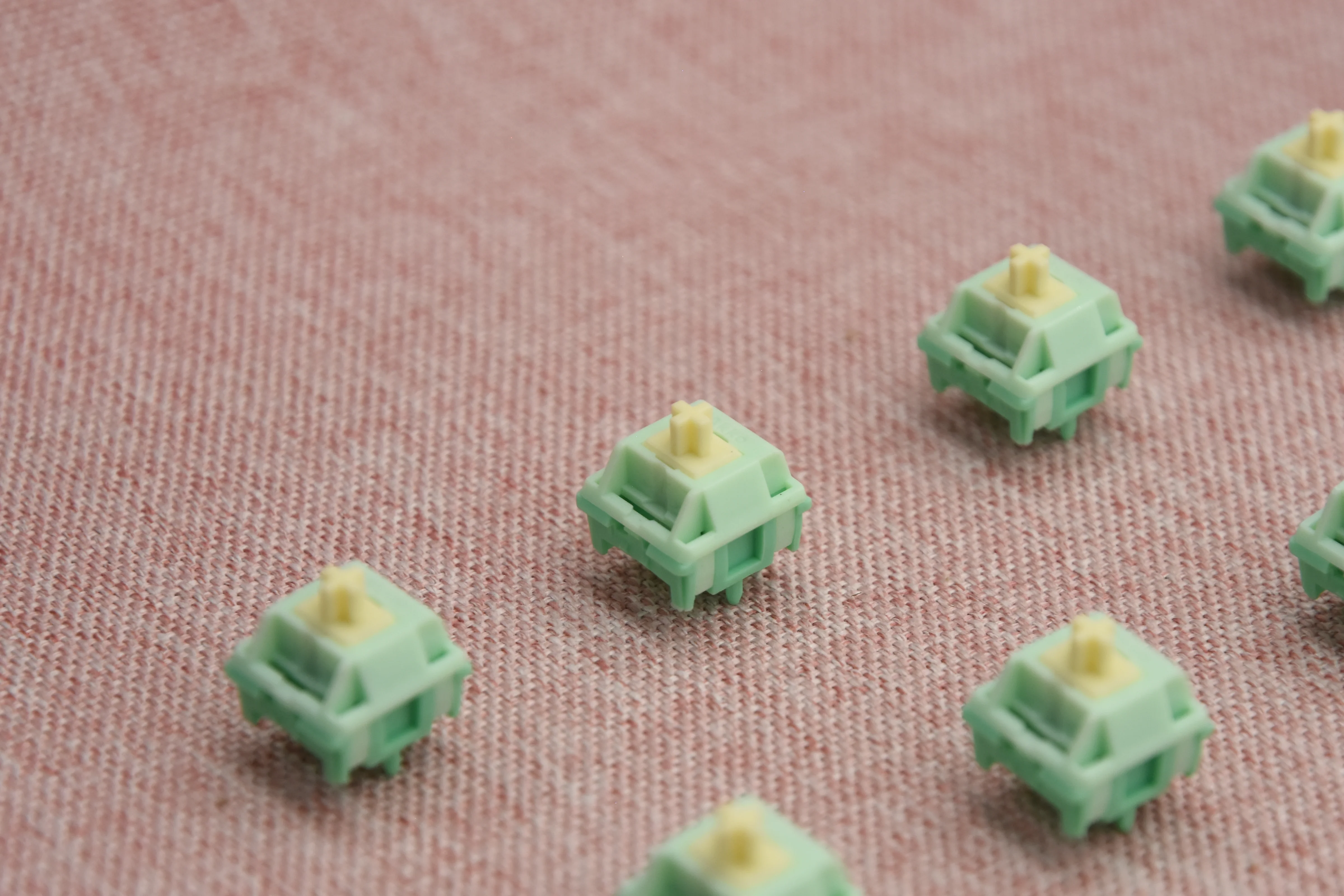 Akko X HMX Cilantro Tactile Switch Factory Lubed (45PCS) - Image 11