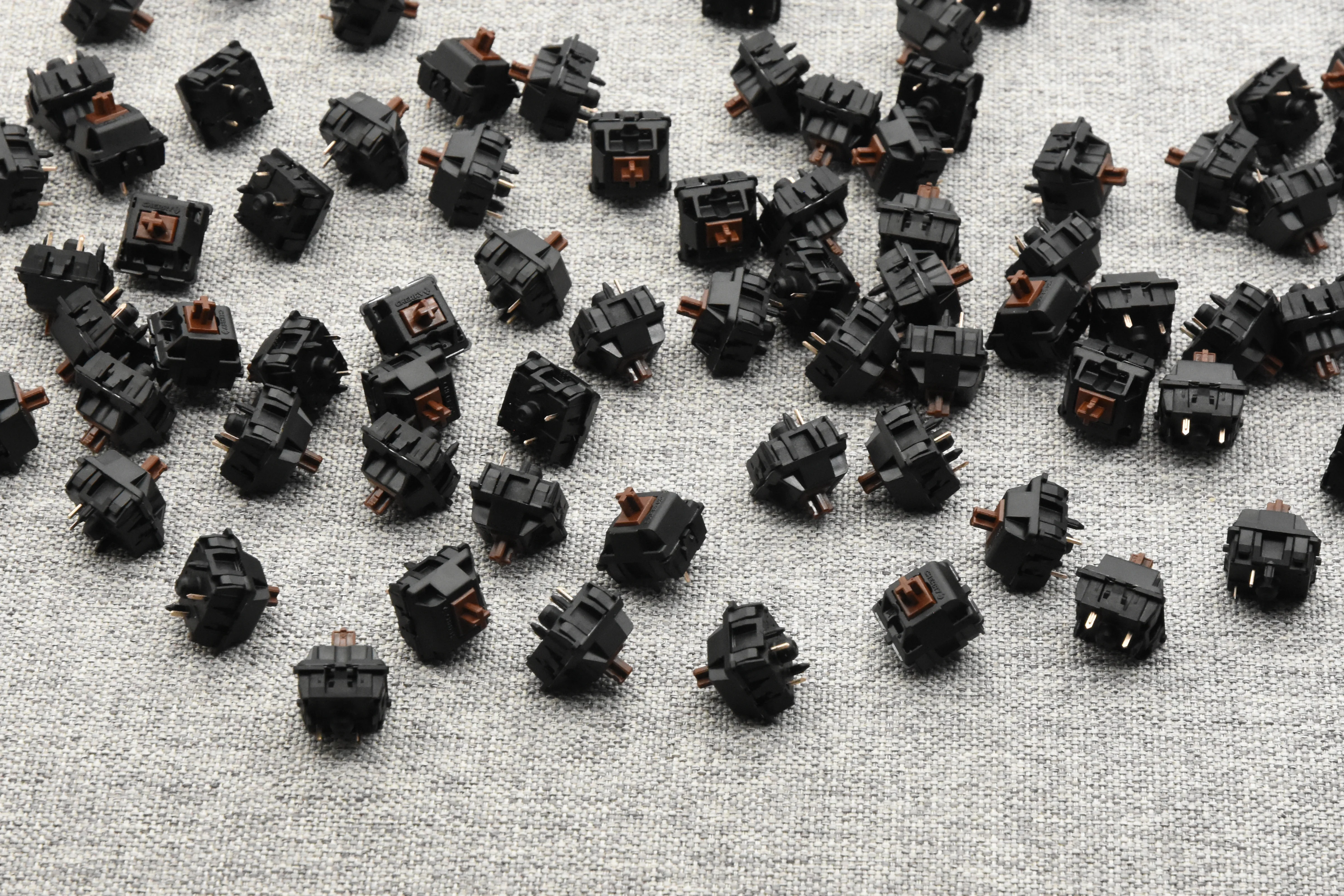 BROKEN-IN CHERRY MX SWITCHES (10PCS) - Image 10