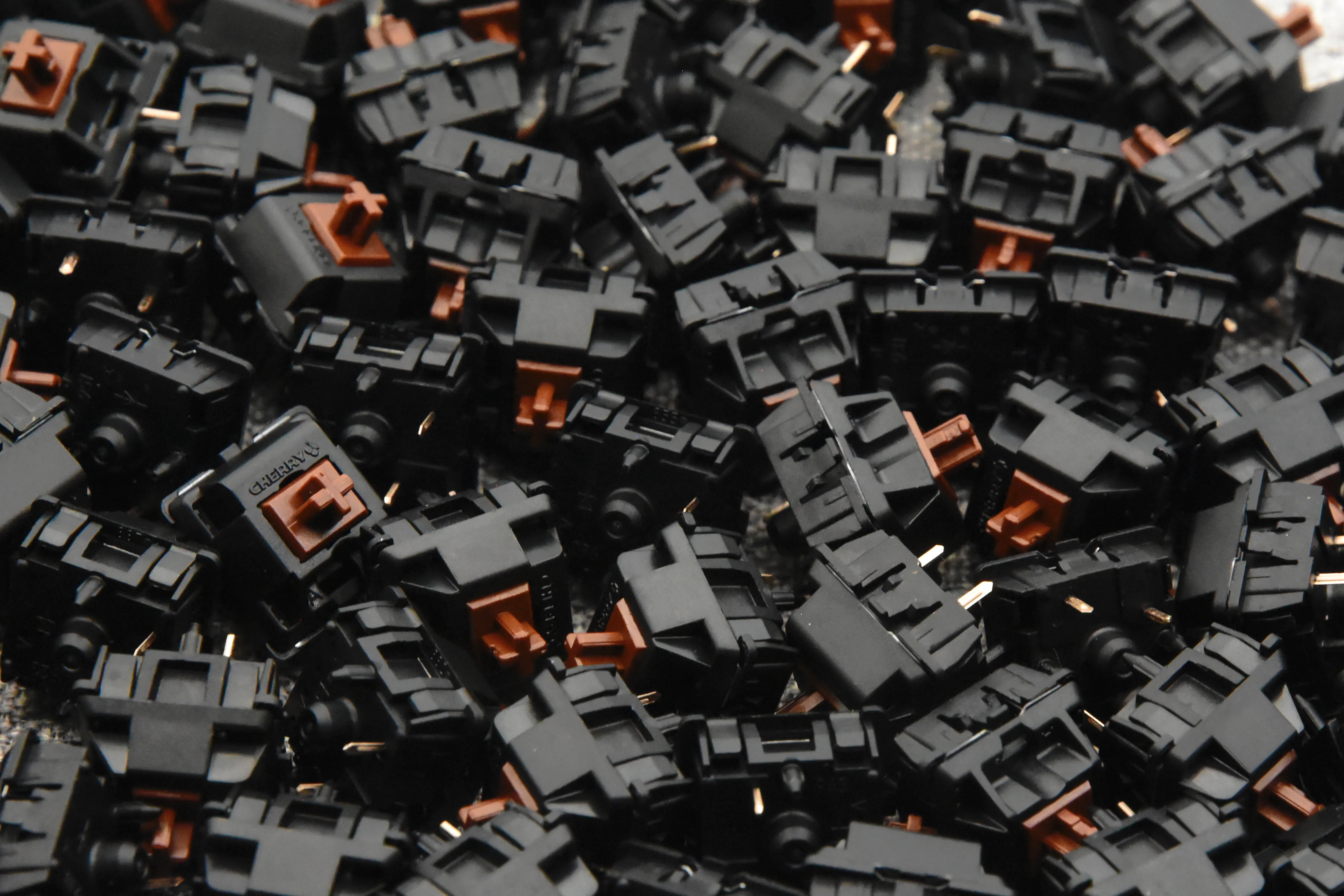 BROKEN-IN CHERRY MX SWITCHES (10PCS) - Image 13