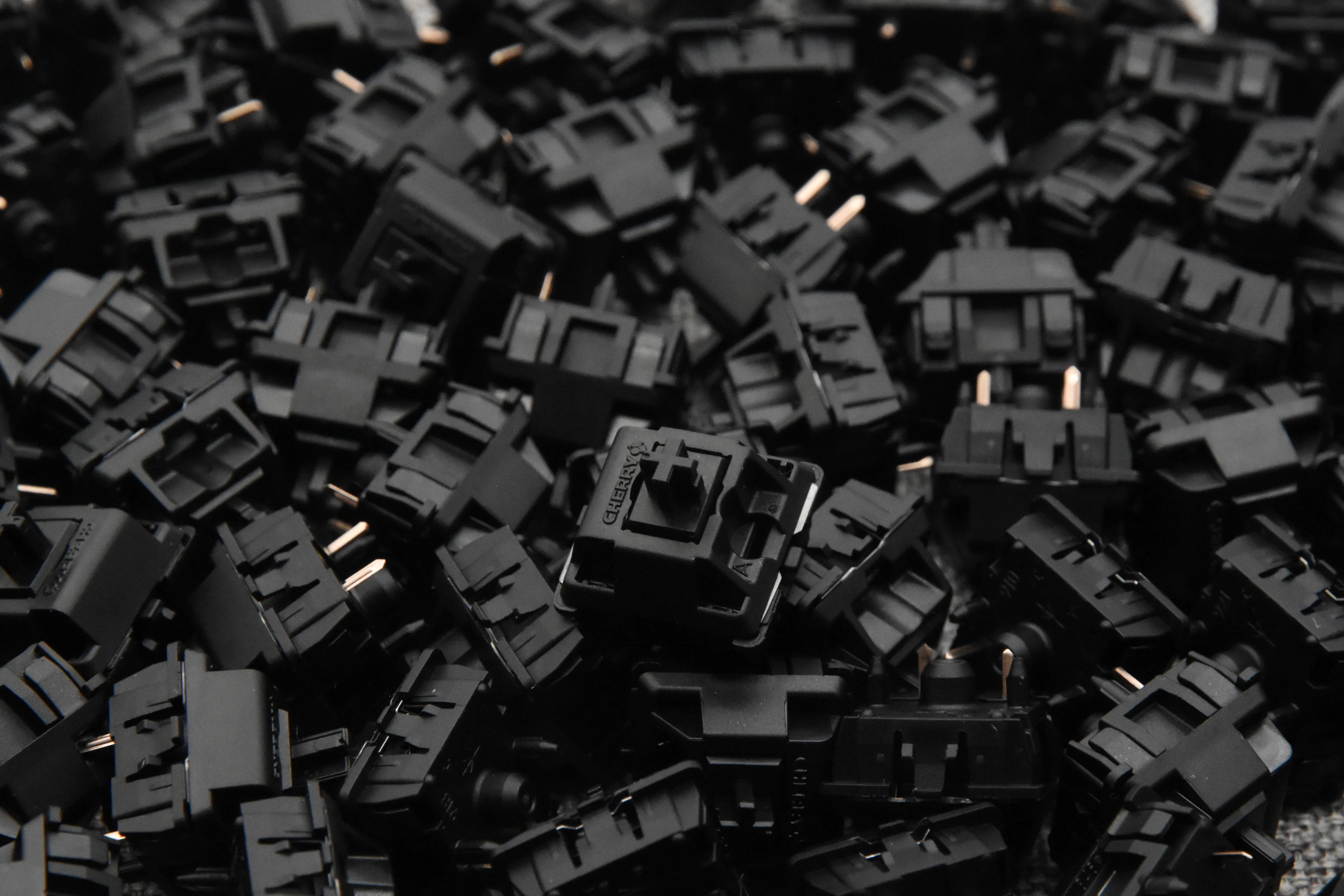 BROKEN-IN CHERRY MX SWITCHES (10PCS) - Image 21