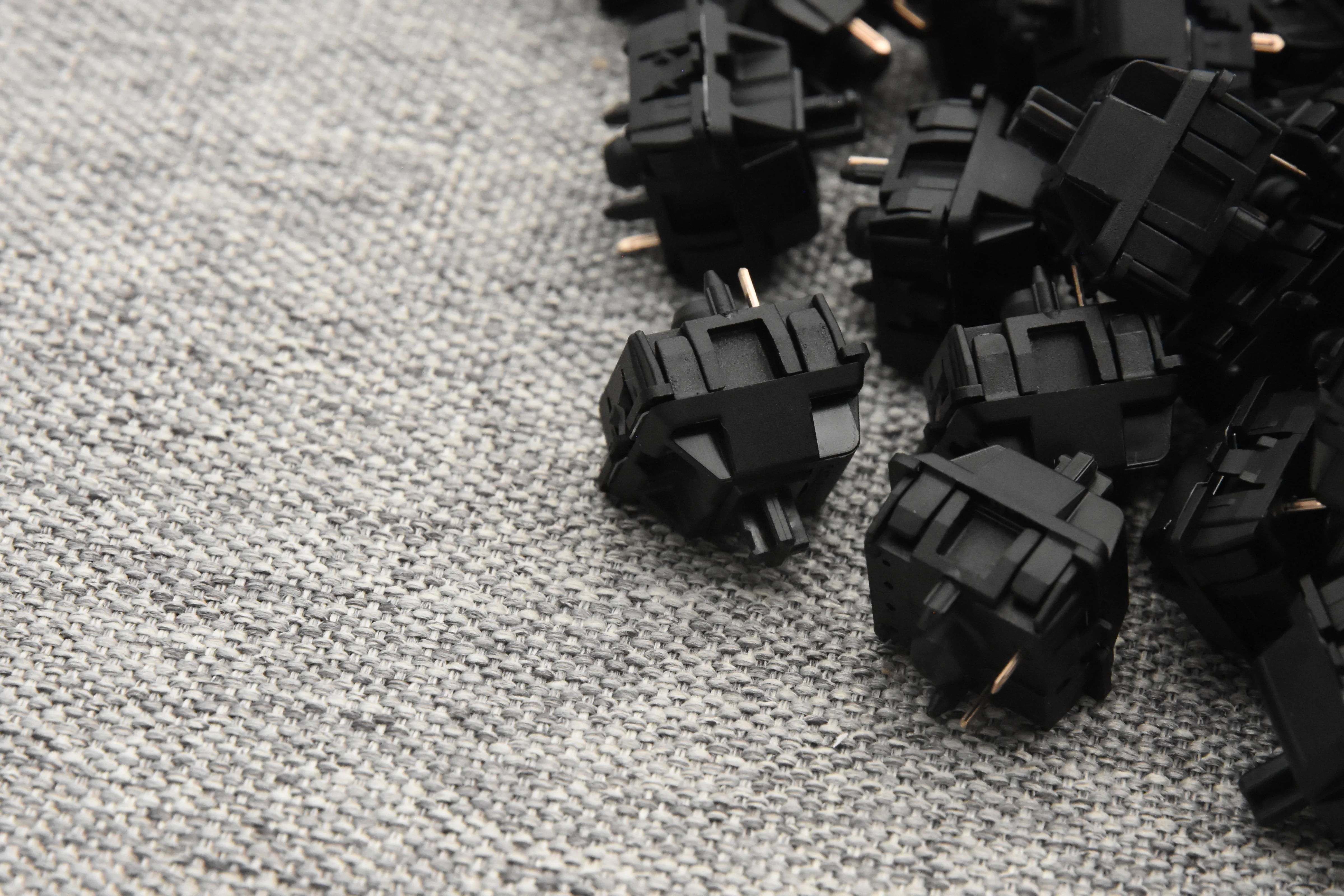 BROKEN-IN CHERRY MX SWITCHES (10PCS) - Image 27