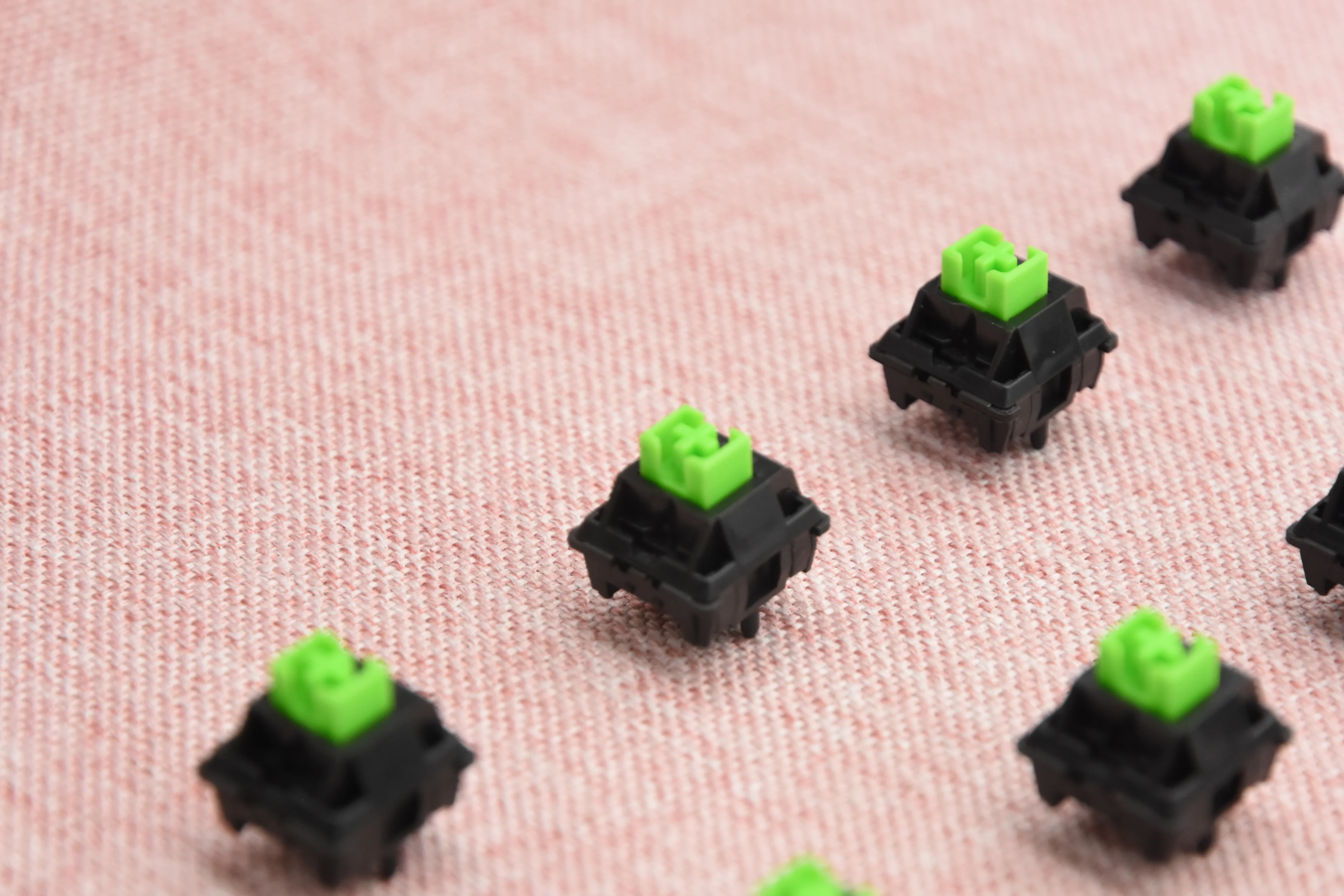 BSUN GREEN ARROW LINEAR SWITCH FACTORY LUBED (10PCS) - Image 10