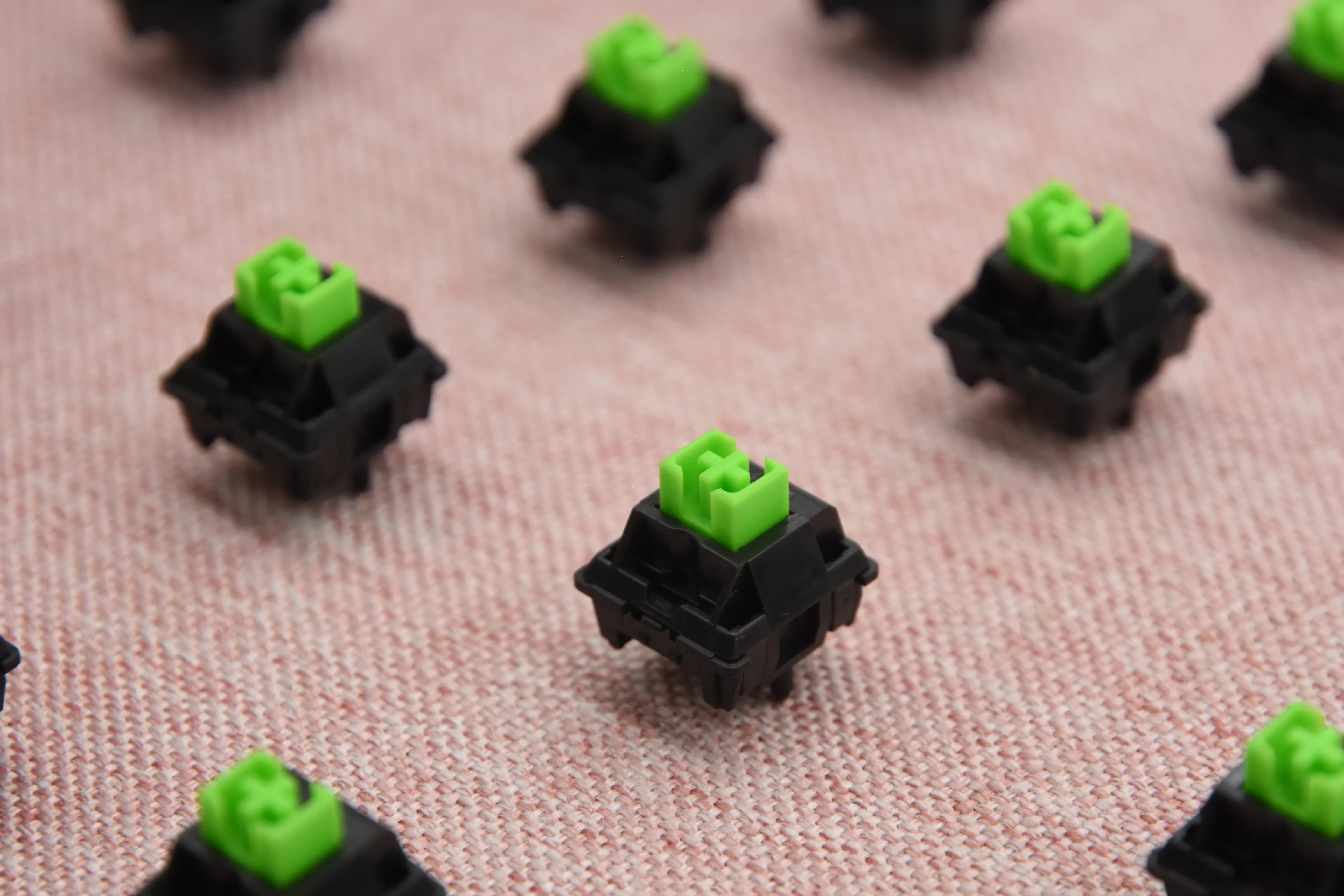 BSUN GREEN ARROW LINEAR SWITCH FACTORY LUBED (10PCS) - Image 11