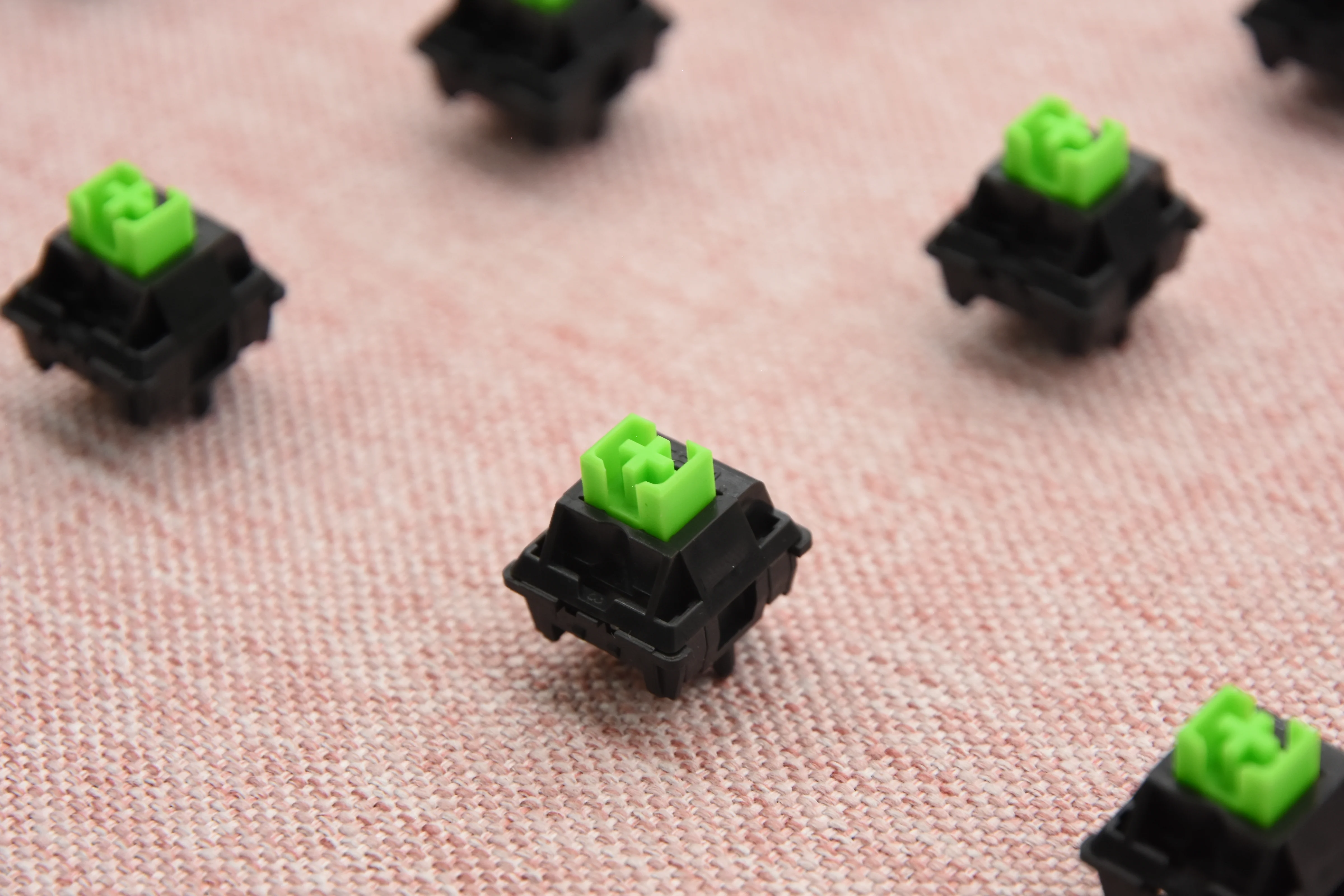 BSUN GREEN ARROW LINEAR SWITCH FACTORY LUBED (10PCS) - Image 12