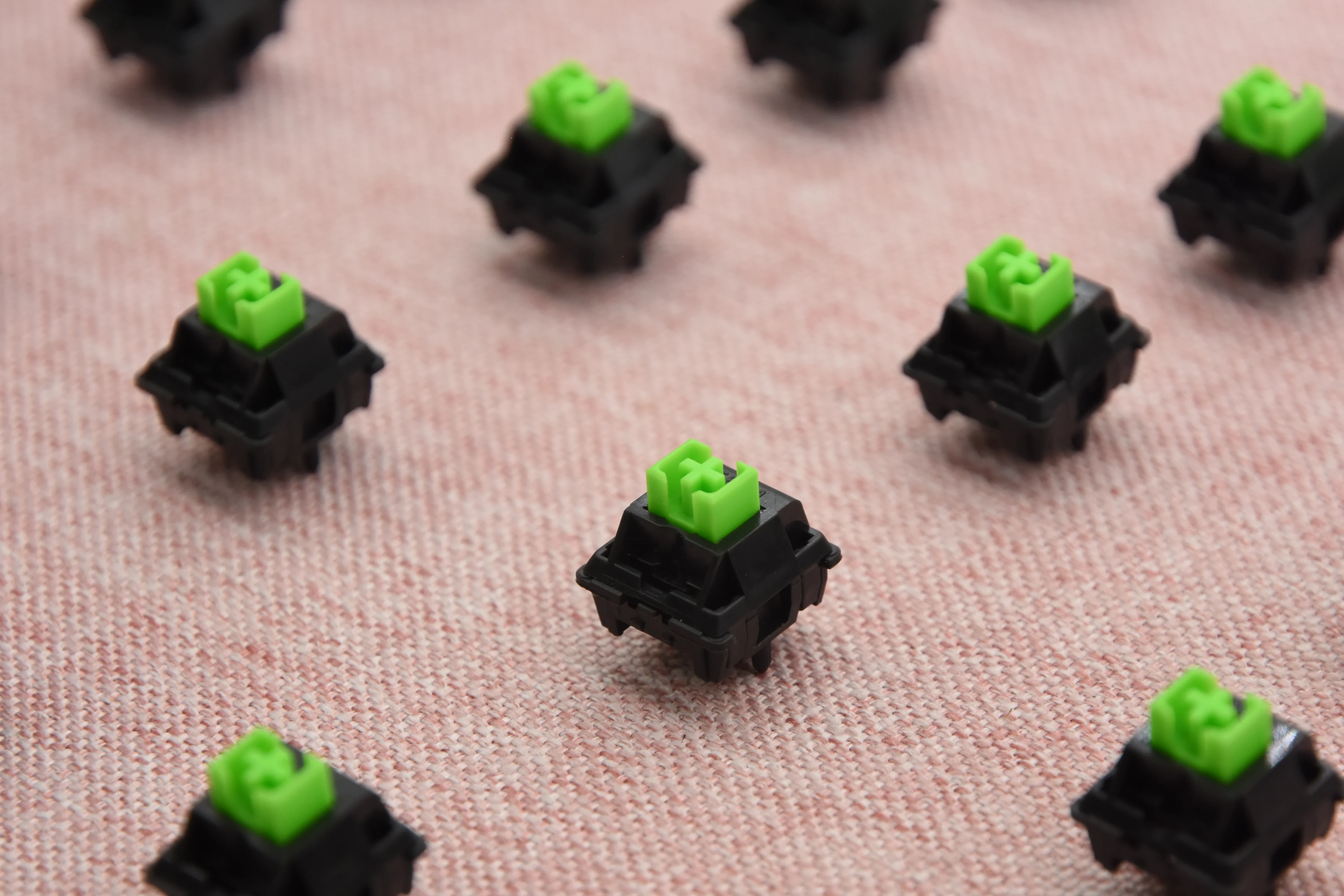 BSUN GREEN ARROW LINEAR SWITCH FACTORY LUBED (10PCS) - Image 13