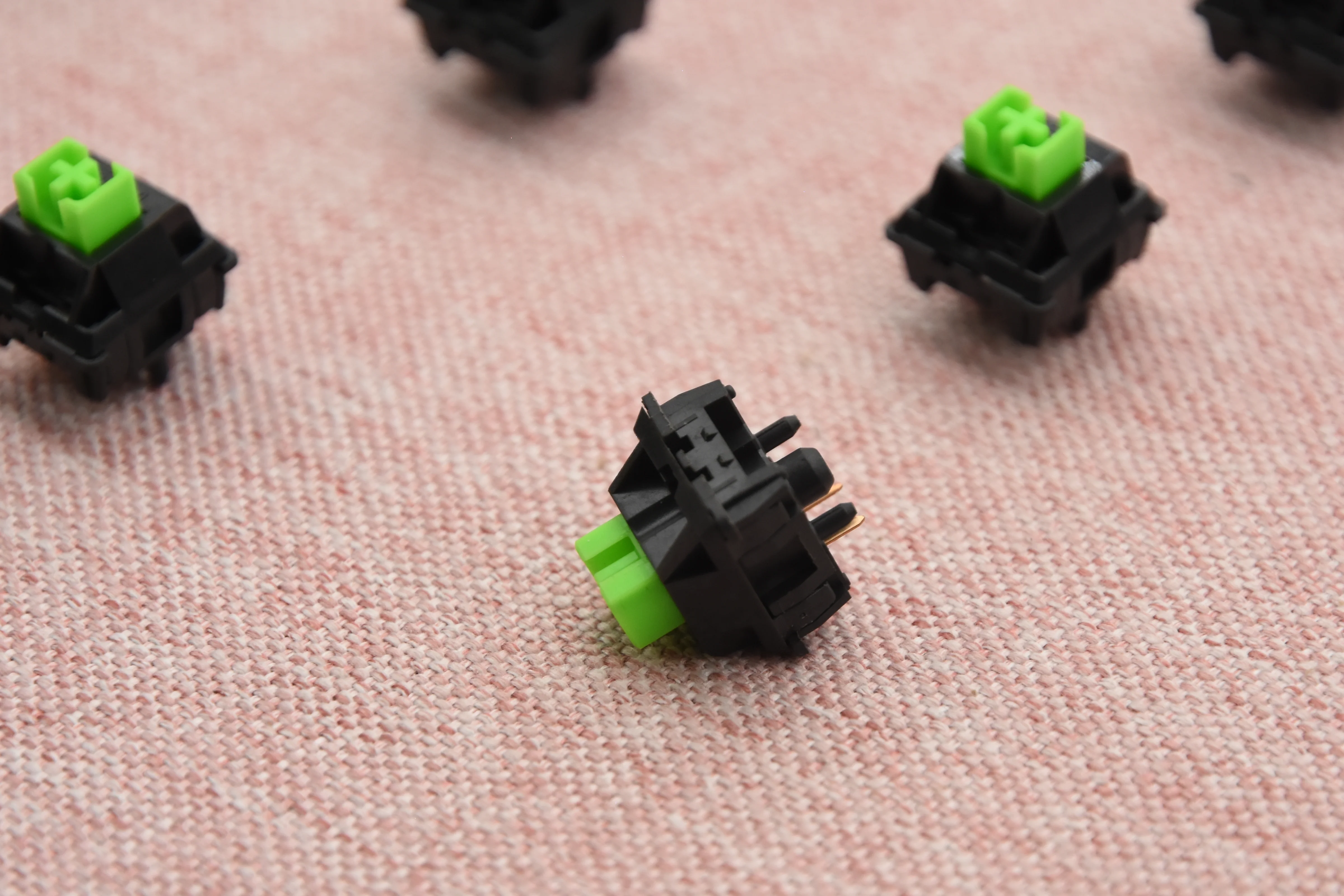 BSUN GREEN ARROW LINEAR SWITCH FACTORY LUBED (10PCS) - Image 14