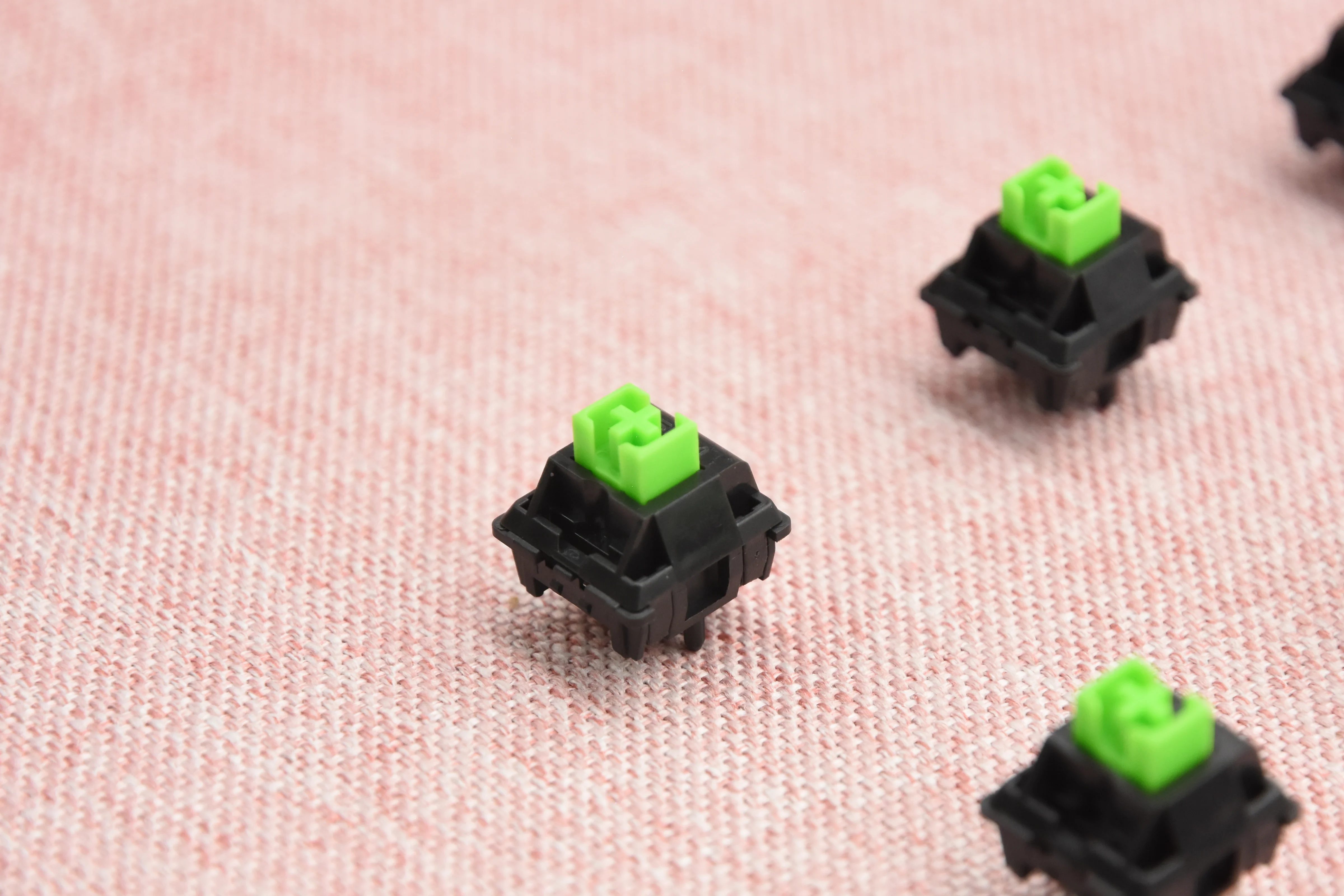 BSUN GREEN ARROW LINEAR SWITCH FACTORY LUBED (10PCS) - Image 9