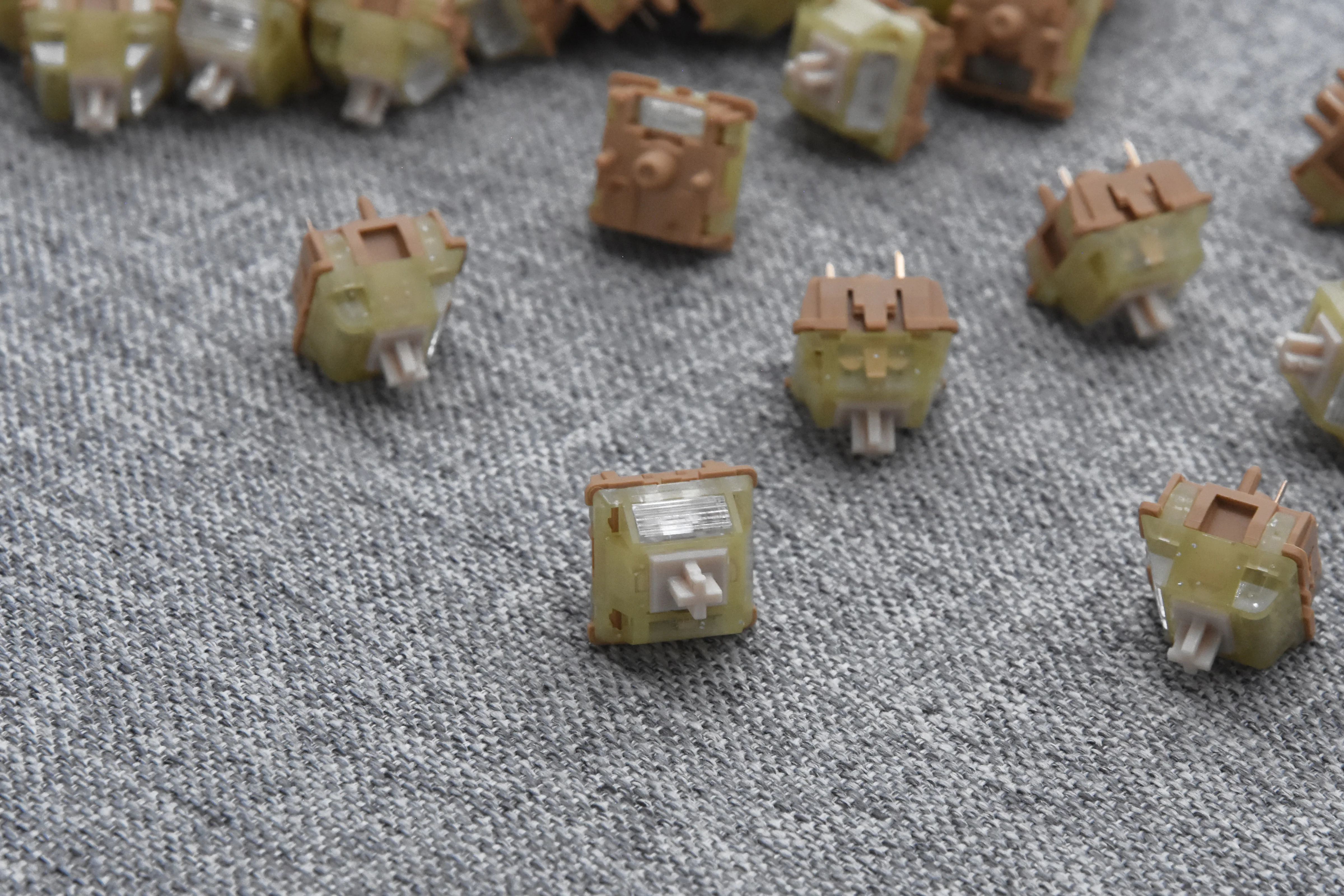 BSUN ROCHE LIMIT LINEAR SWITCH FACTORY LUBED (10PCS) - Image 4