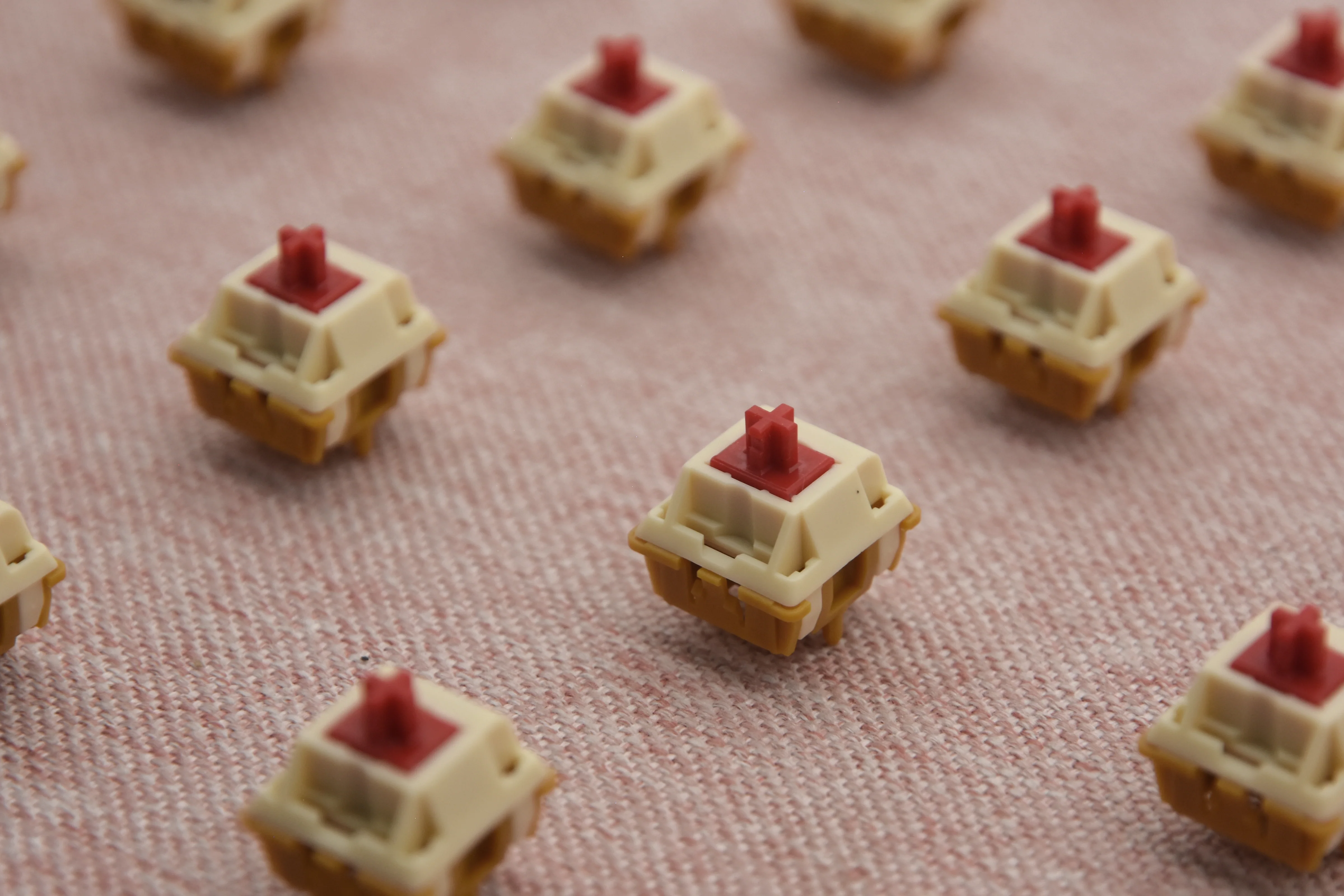 BSUN Strawberry Cheesecake Tactile Switch R2 Factory Lubed (10PCS) - Image 14