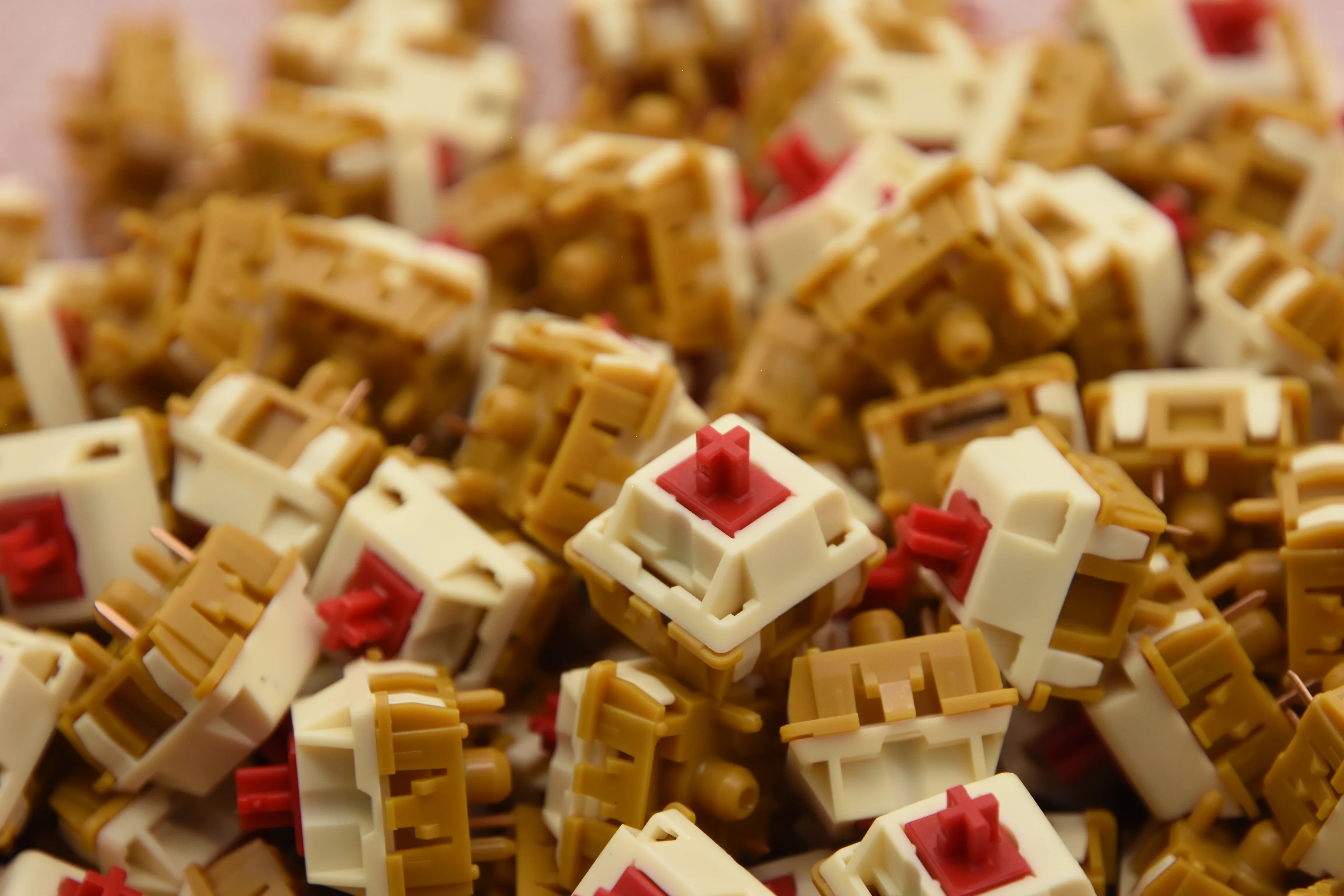 BSUN Strawberry Cheesecake Tactile Switch R2 Factory Lubed (10PCS) - Image 3