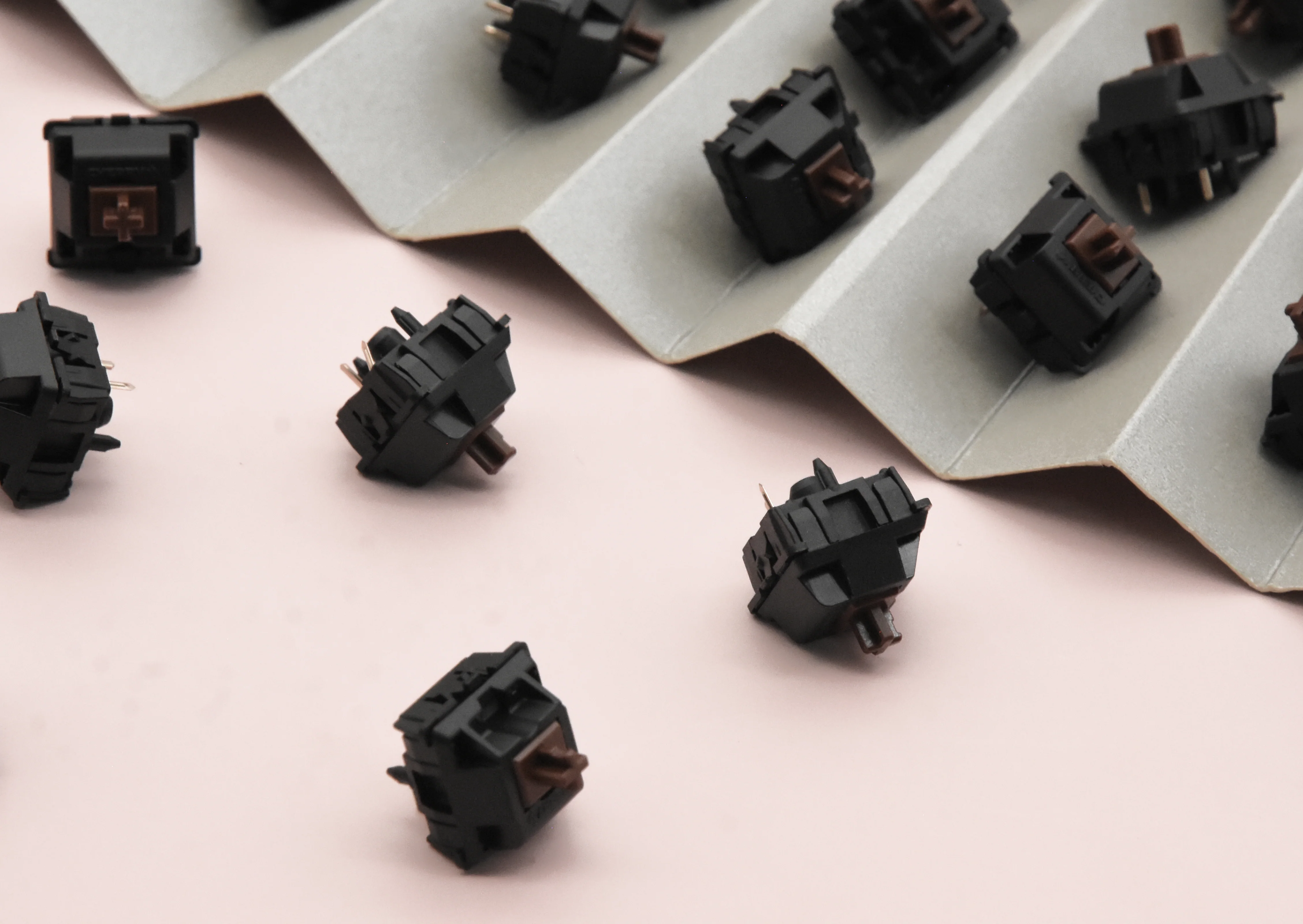 CHERRY MX HYPERGLIDE BROWN TACTILE SWITCH (10 PCS) - Image 11
