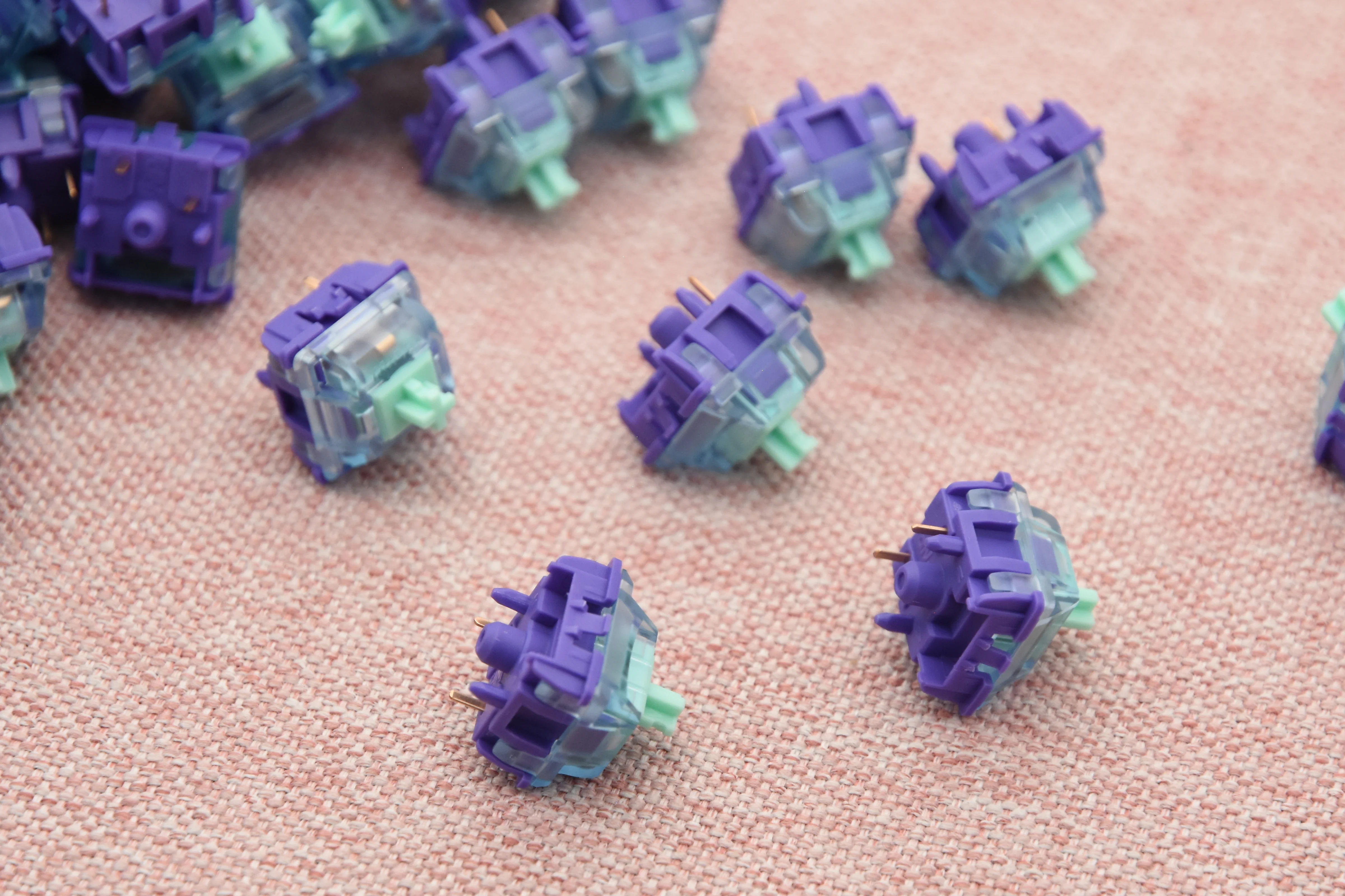 GATERON AZURE DRAGON V4 TACTILE SWITCH FACTORY LUBED (10PCS) - Image 3