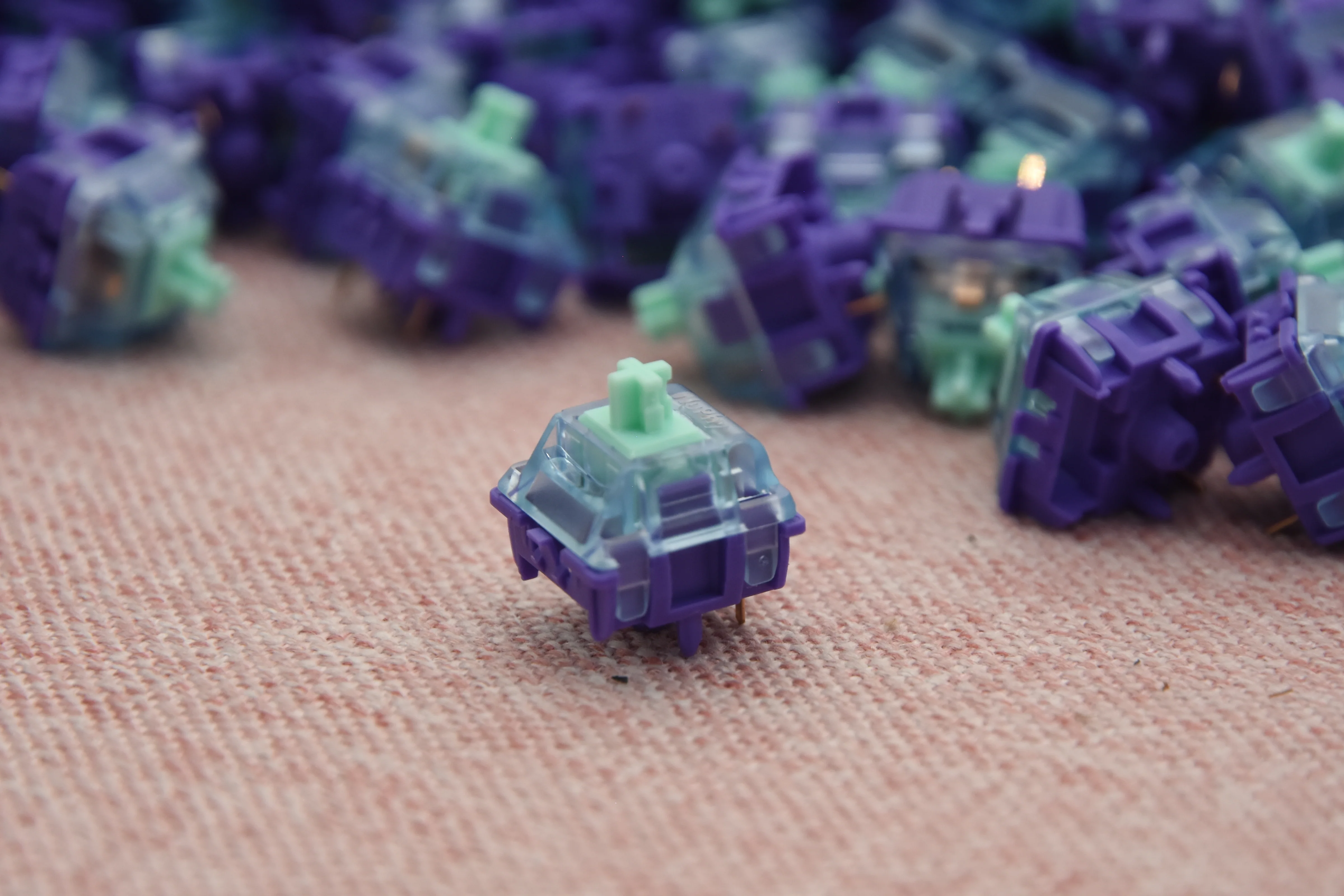 GATERON AZURE DRAGON V4 TACTILE SWITCH FACTORY LUBED (10PCS) - Image 6