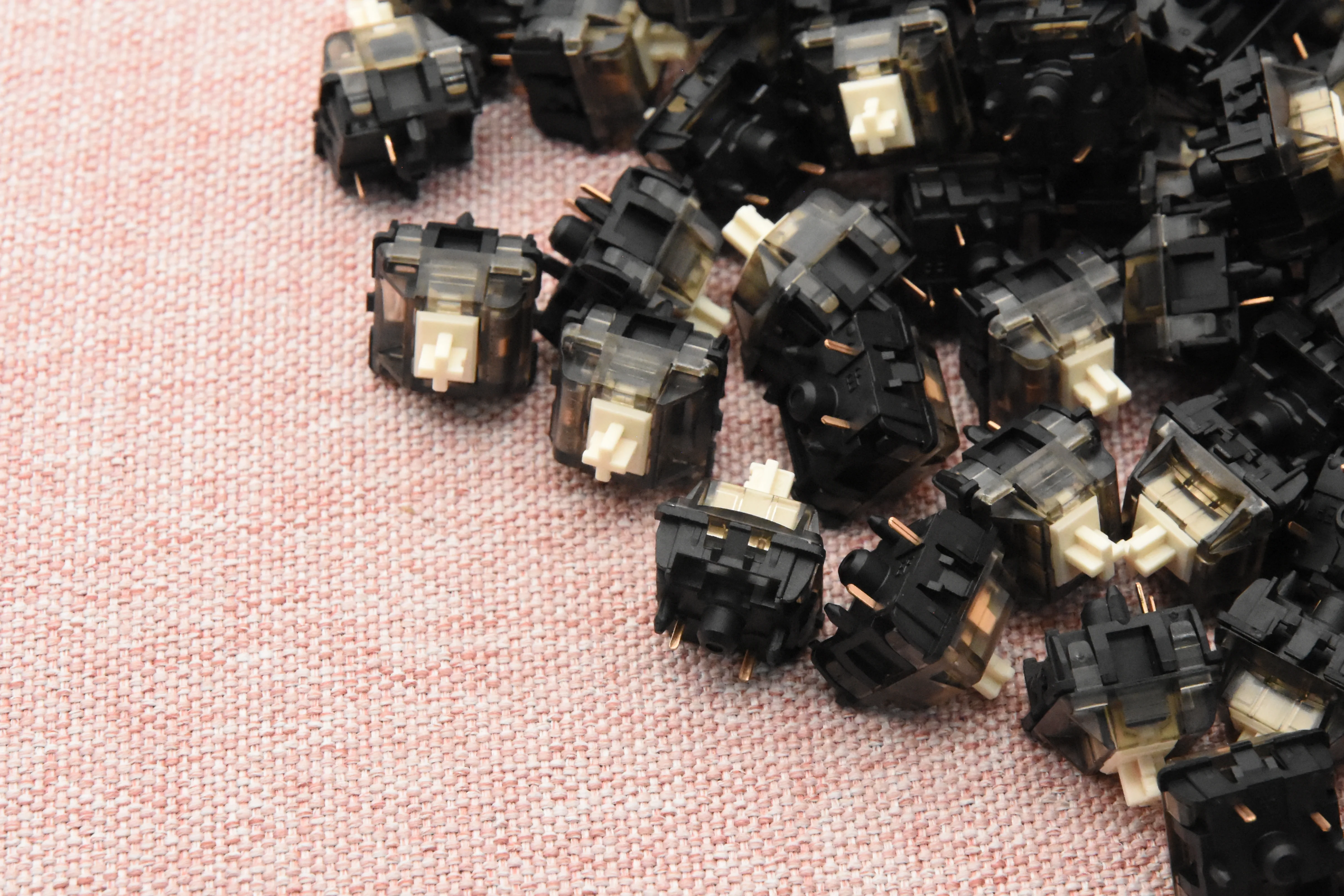GATERON EVERFREE DARK ONE LINEAR SWITCH FACTORY LUBED EDITION (10PCS) - Image 16