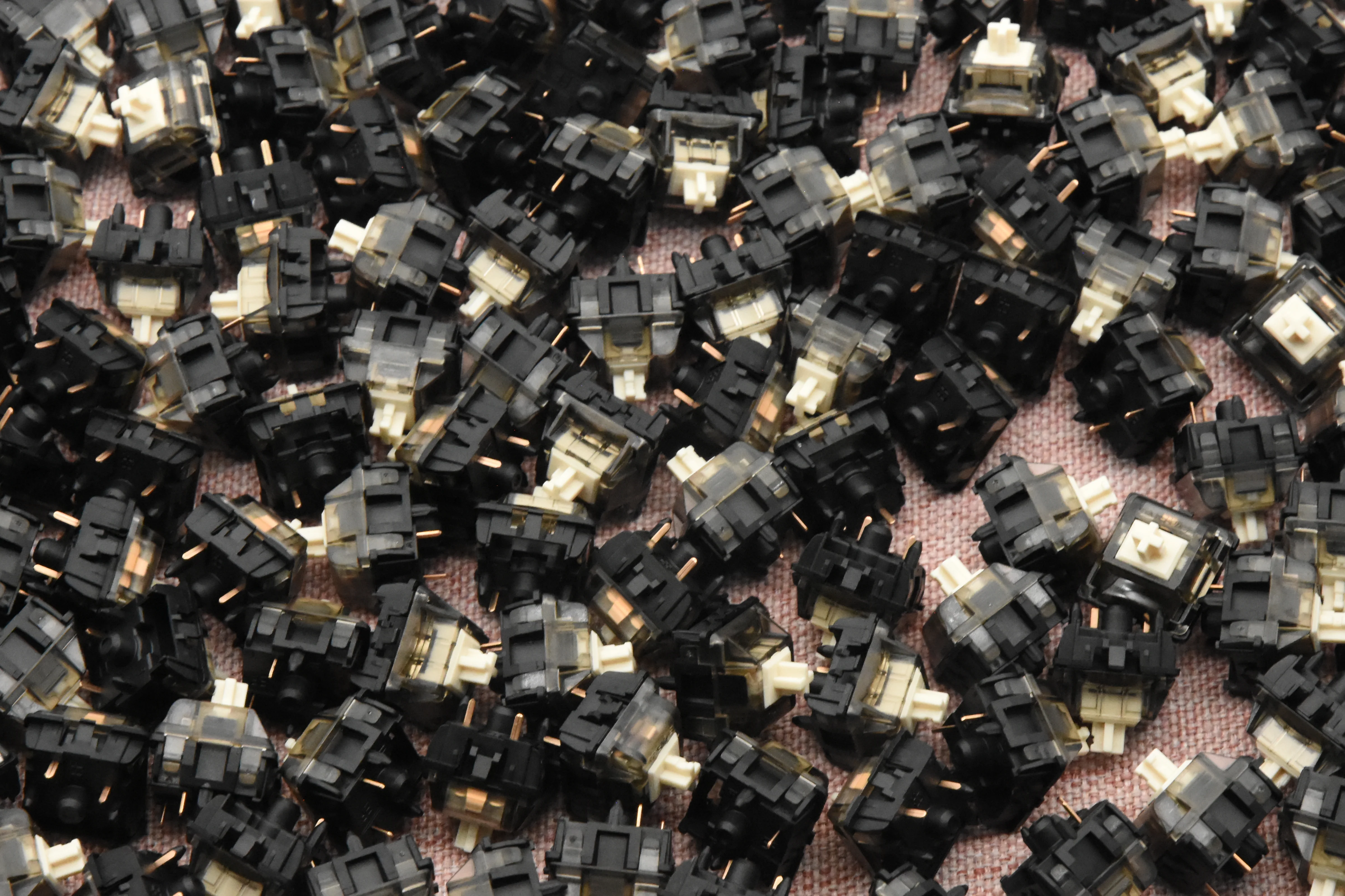 GATERON EVERFREE DARK ONE LINEAR SWITCH FACTORY LUBED EDITION (10PCS) - Image 7