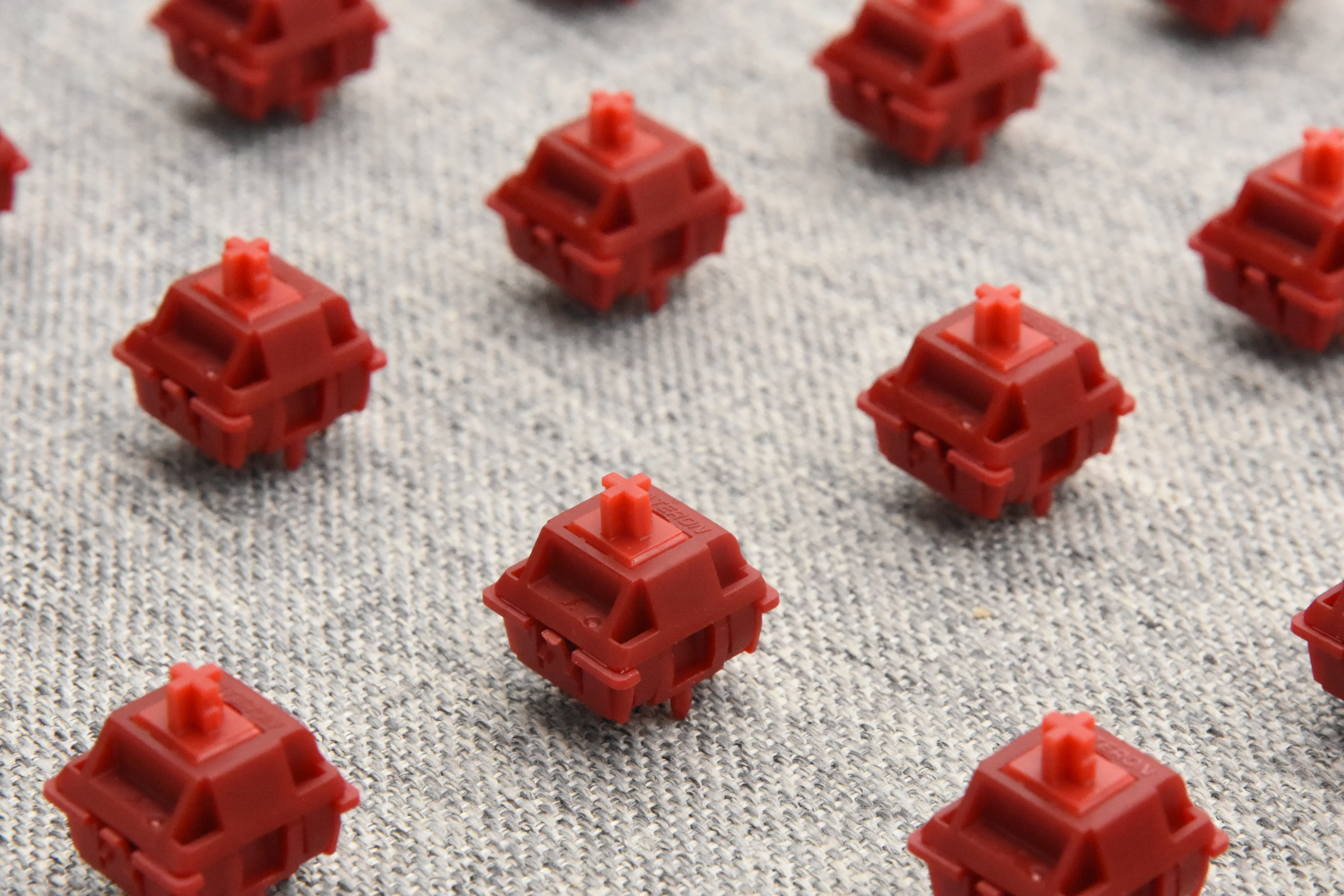 GATERON X SILLYWORKS TYPE R TACTILE SWITCH FACTORY LUBED (10PCS) - Image 13