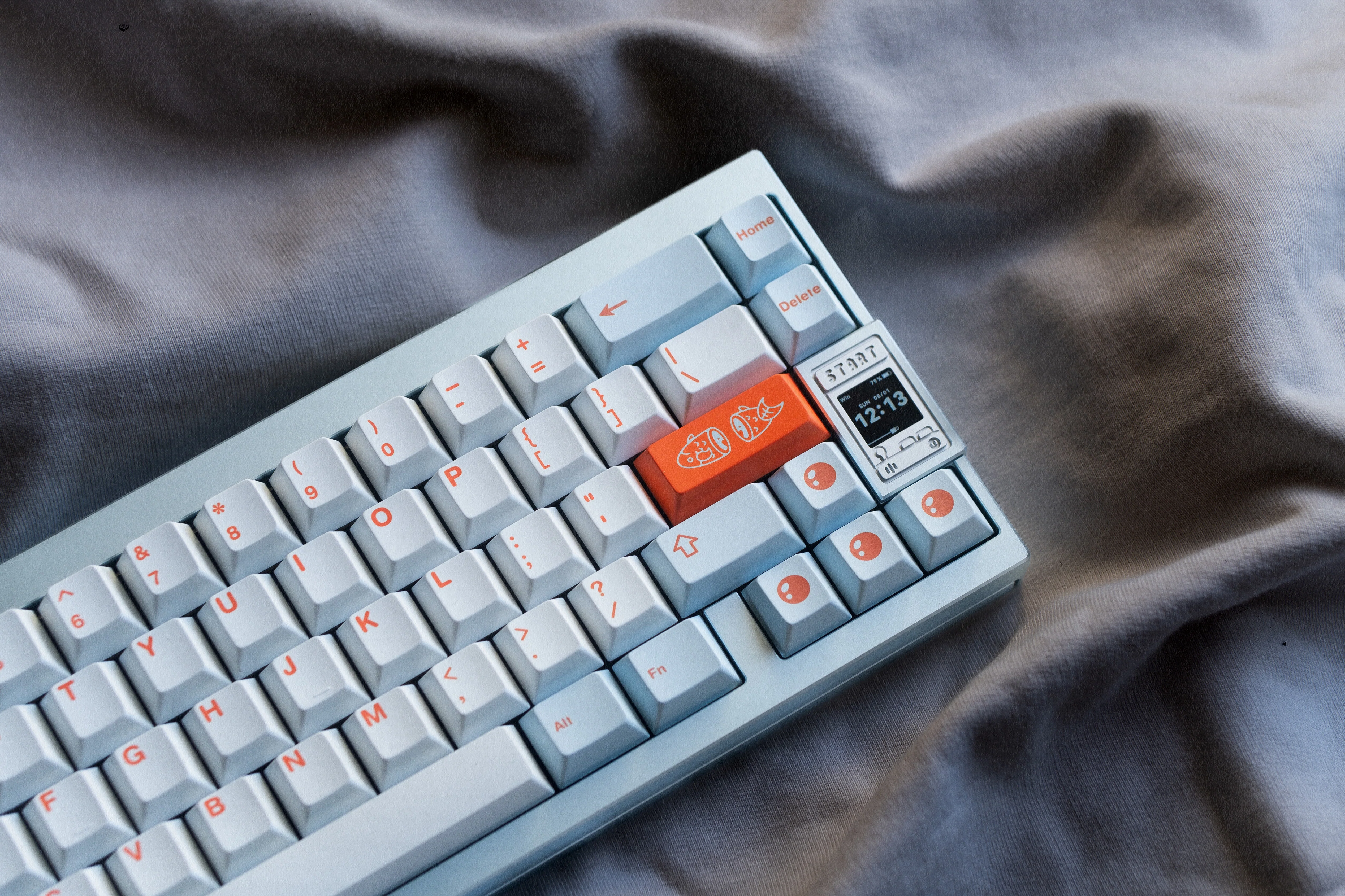 GOMASTER SALMON REBORN PBT DYE-SUBLIMATION KEYCAP SET INSTOCK EXTRA - Image 10