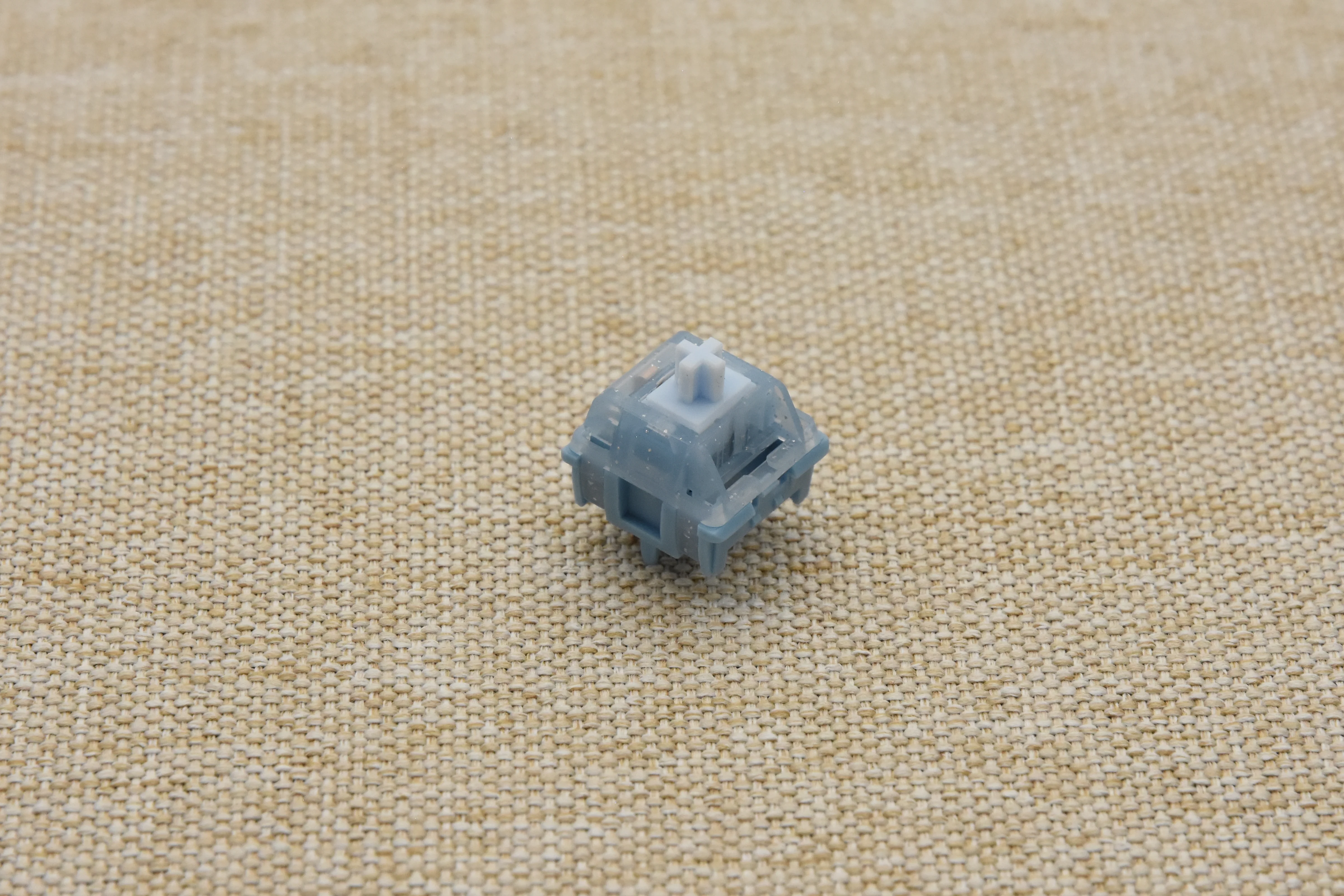 HMX BLUE TOPAZ LINEAR SWITCH FACTORY LUBED EDITION (10PCS) - Image 10