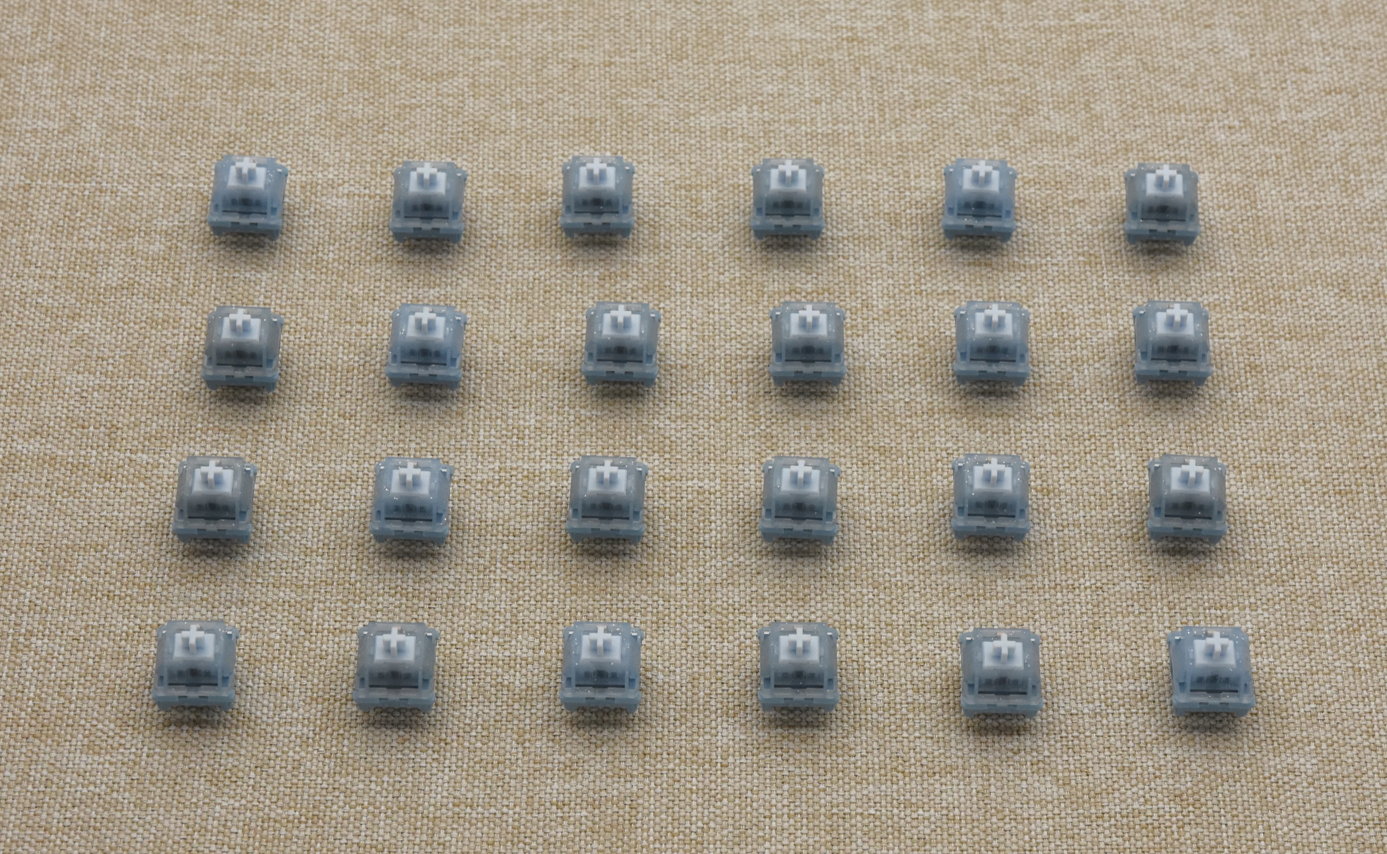 HMX BLUE TOPAZ LINEAR SWITCH FACTORY LUBED EDITION (10PCS) - Image 11