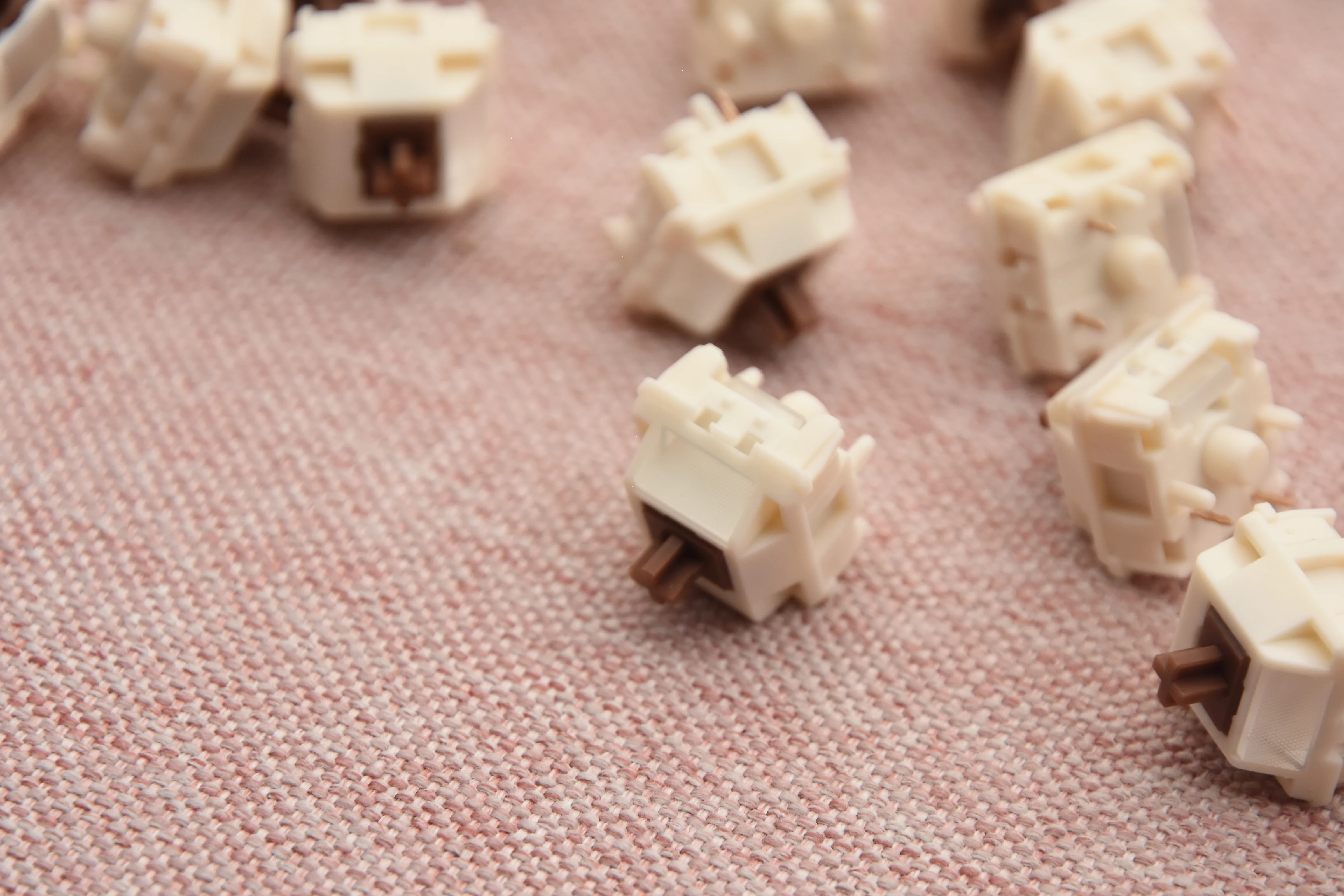 HMX CARAMEL PUDDING V2 LINEAR SWITCH FACTORY LUBED (10PCS) - Image 7