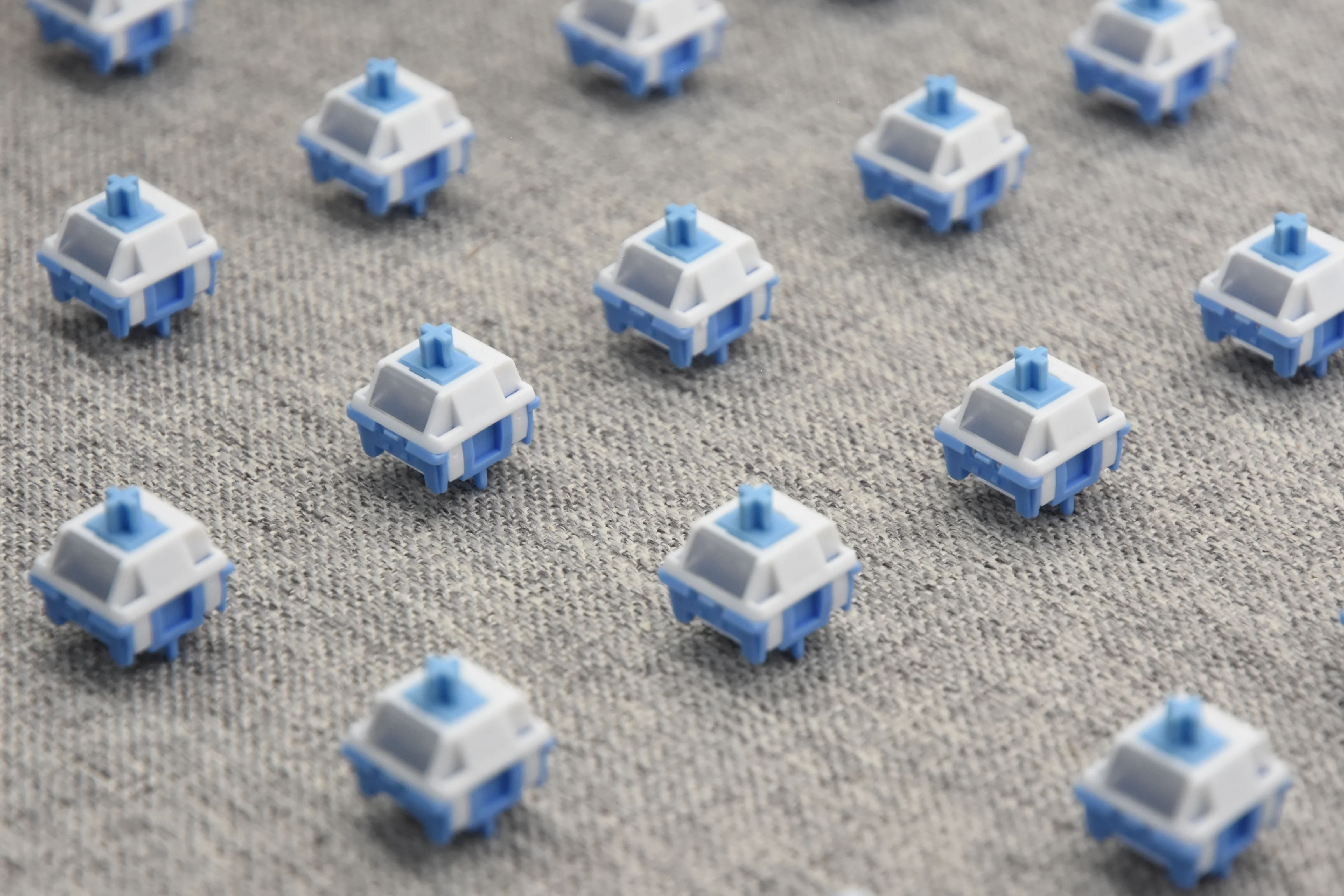 HMX CLOUD V2 LINEAR SWITCH FACTORY LUBED (10PCS) - Image 6