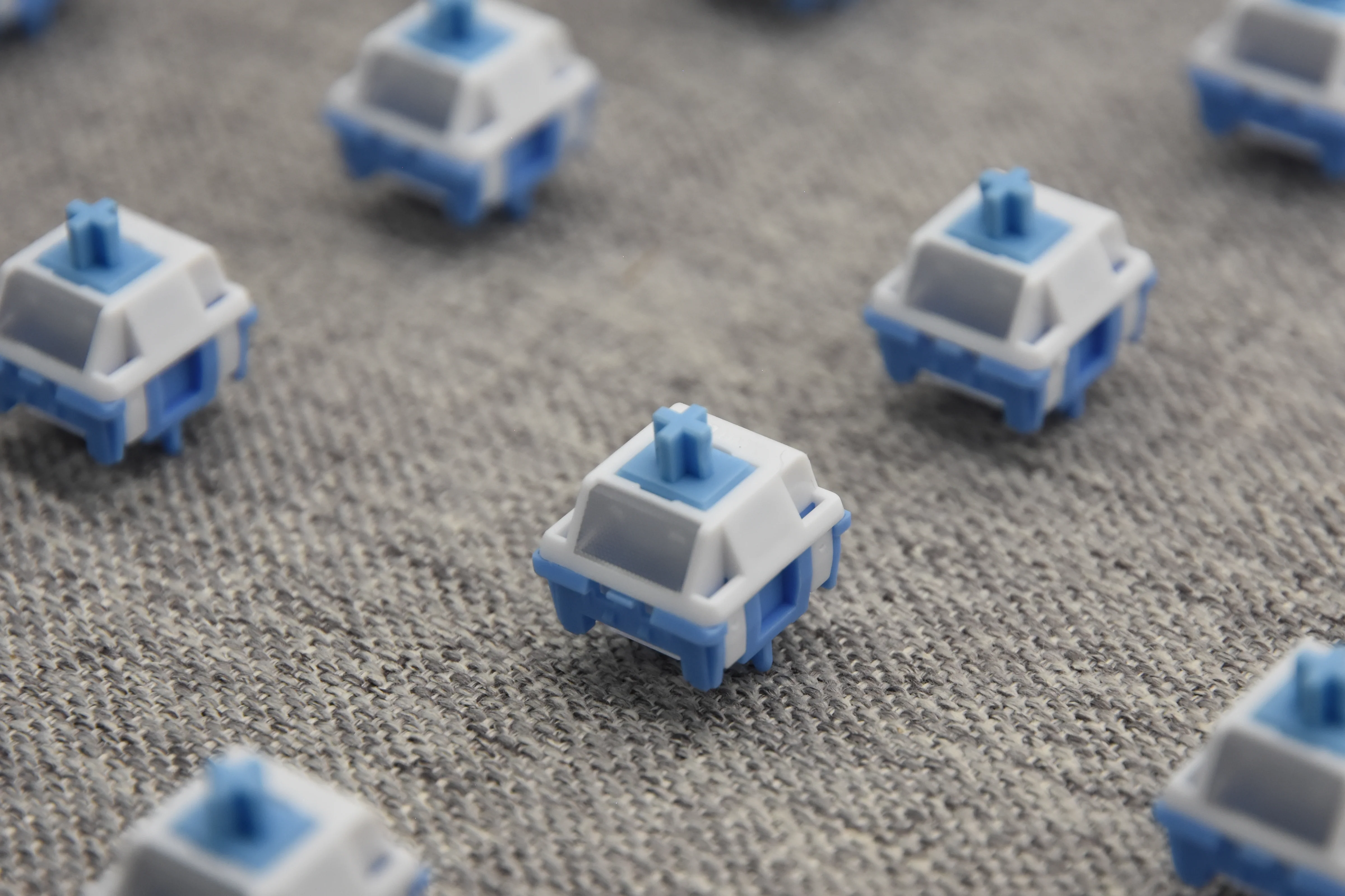 HMX CLOUD V2 LINEAR SWITCH FACTORY LUBED (10PCS) - Image 9