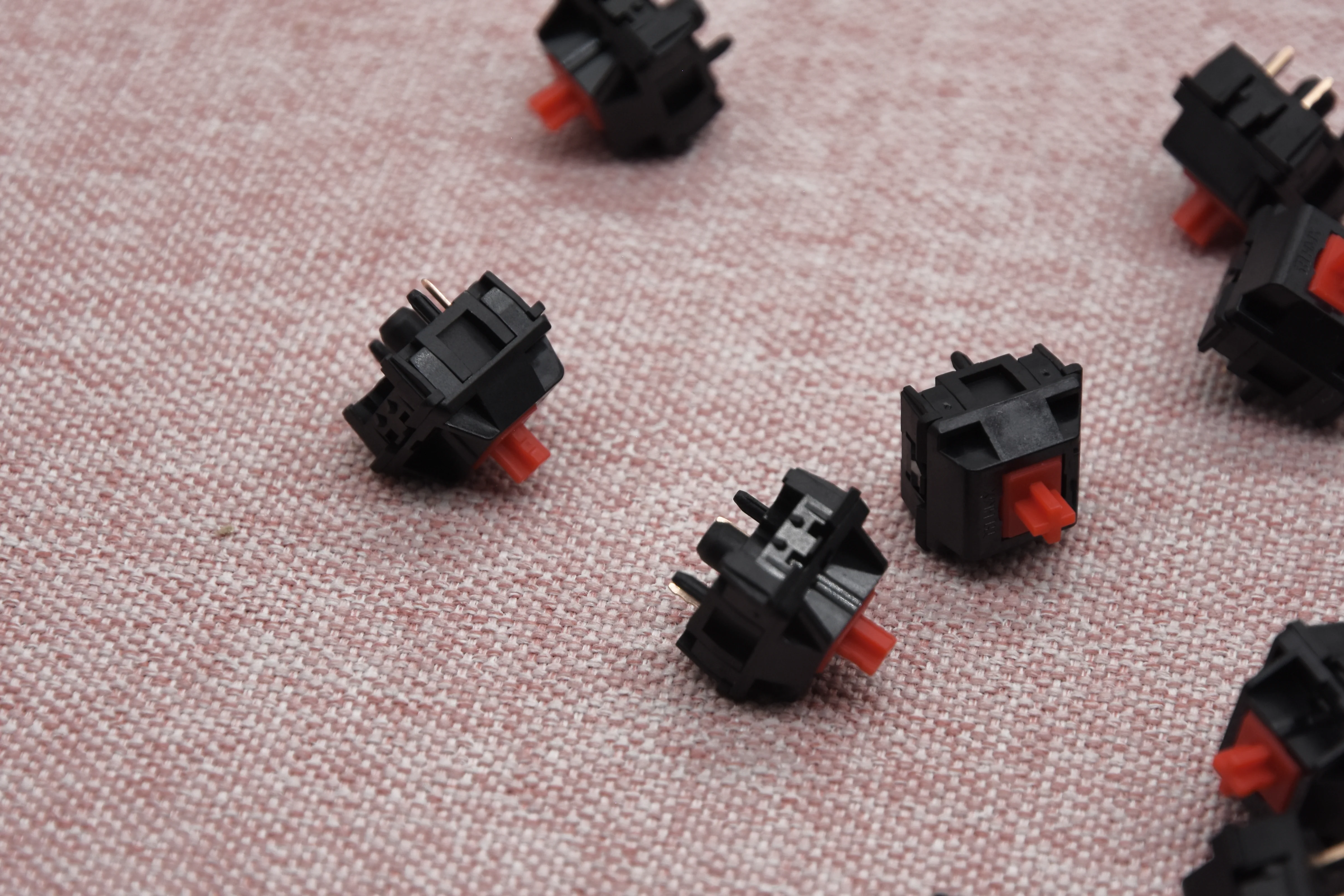 HMX COLA 3.8MM LINEAR SWITCH FACTORY LUBED (10PCS) - Image 4
