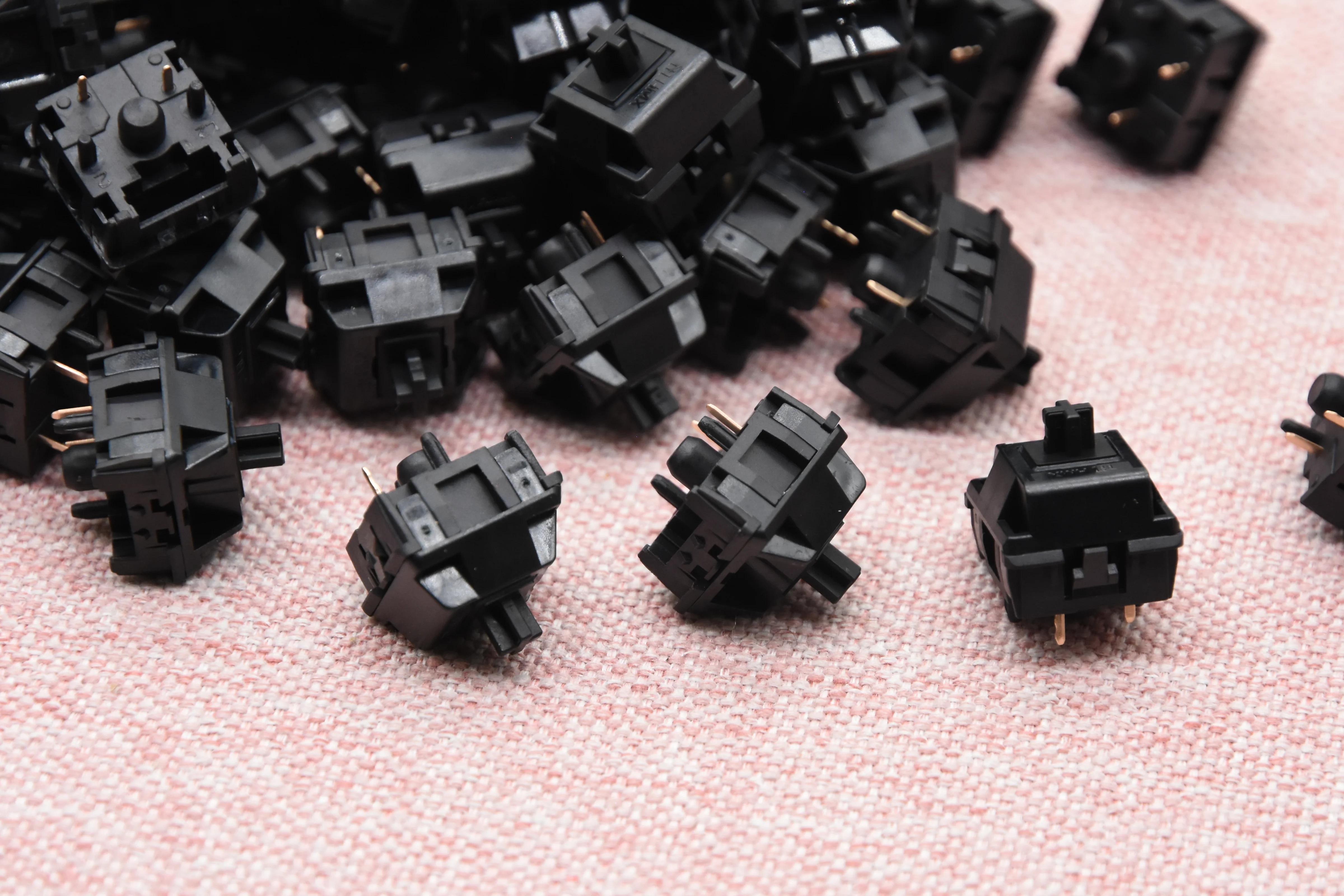 HMX COLA LINEAR SWITCH FACTORY LUBED (10PCS) - Image 3