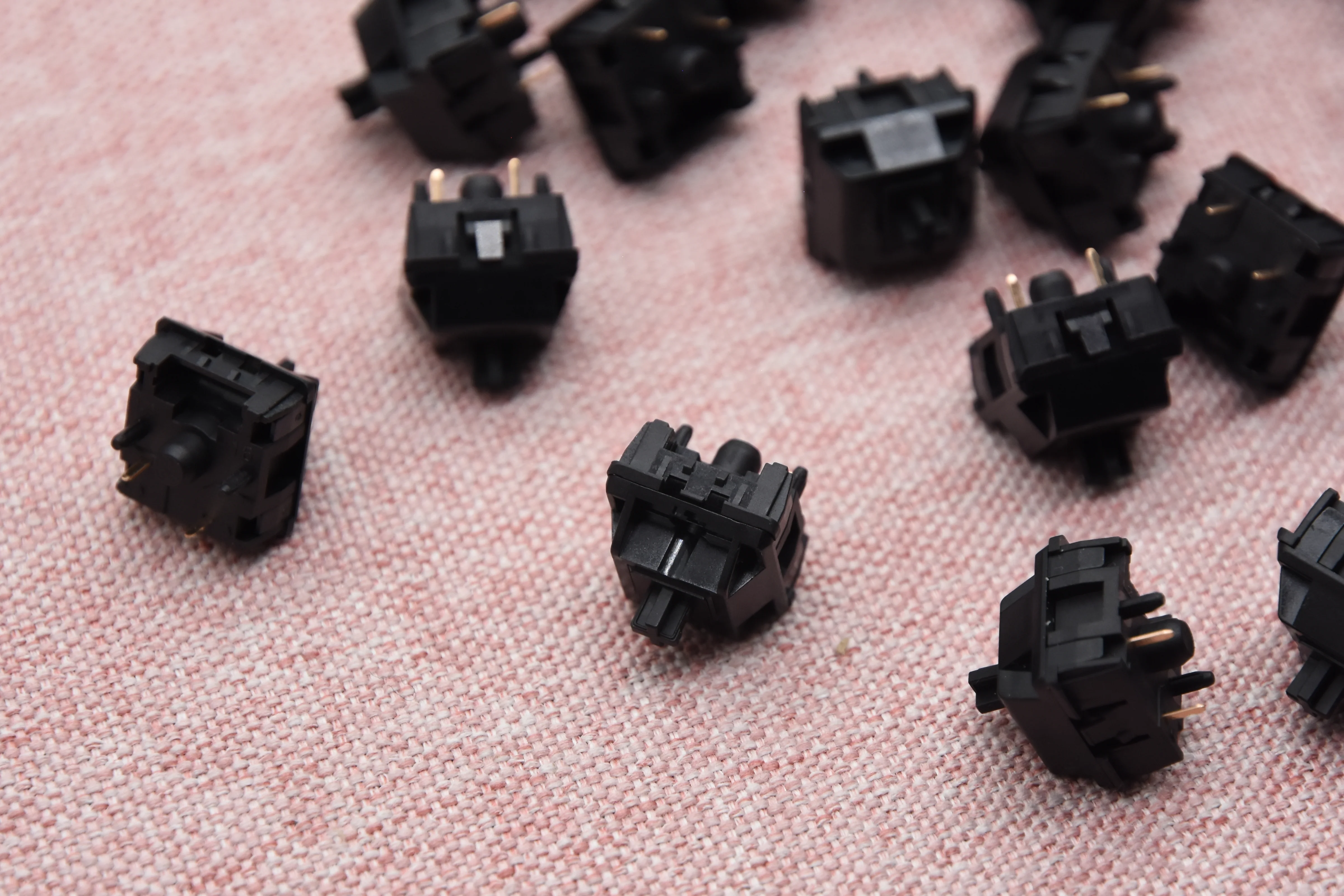 HMX COLA LINEAR SWITCH FACTORY LUBED (10PCS) - Image 7