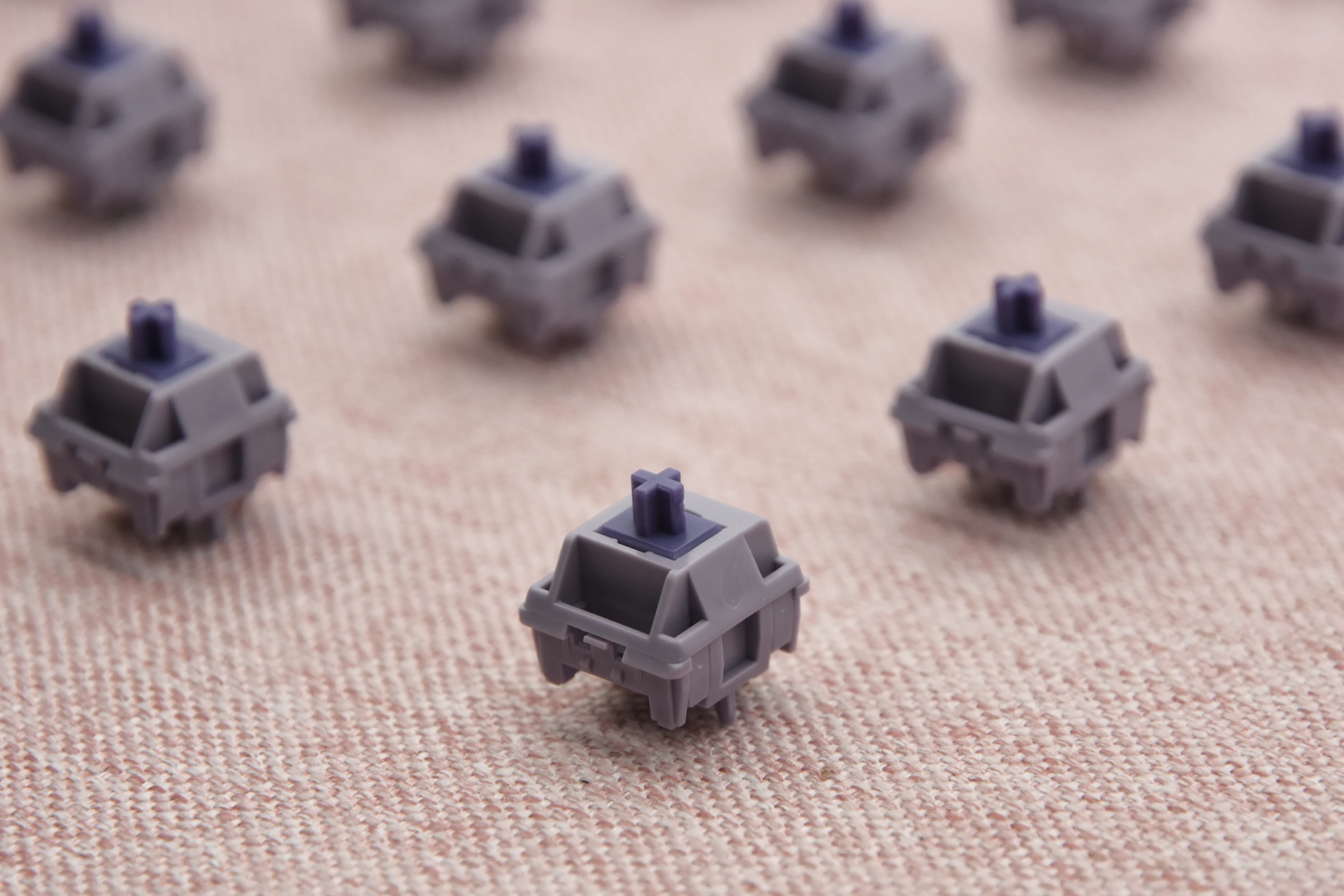 HMX COSMIC PURPLE LINEAR SWITCH FACTORY LUBED (10PCS) - Image 12