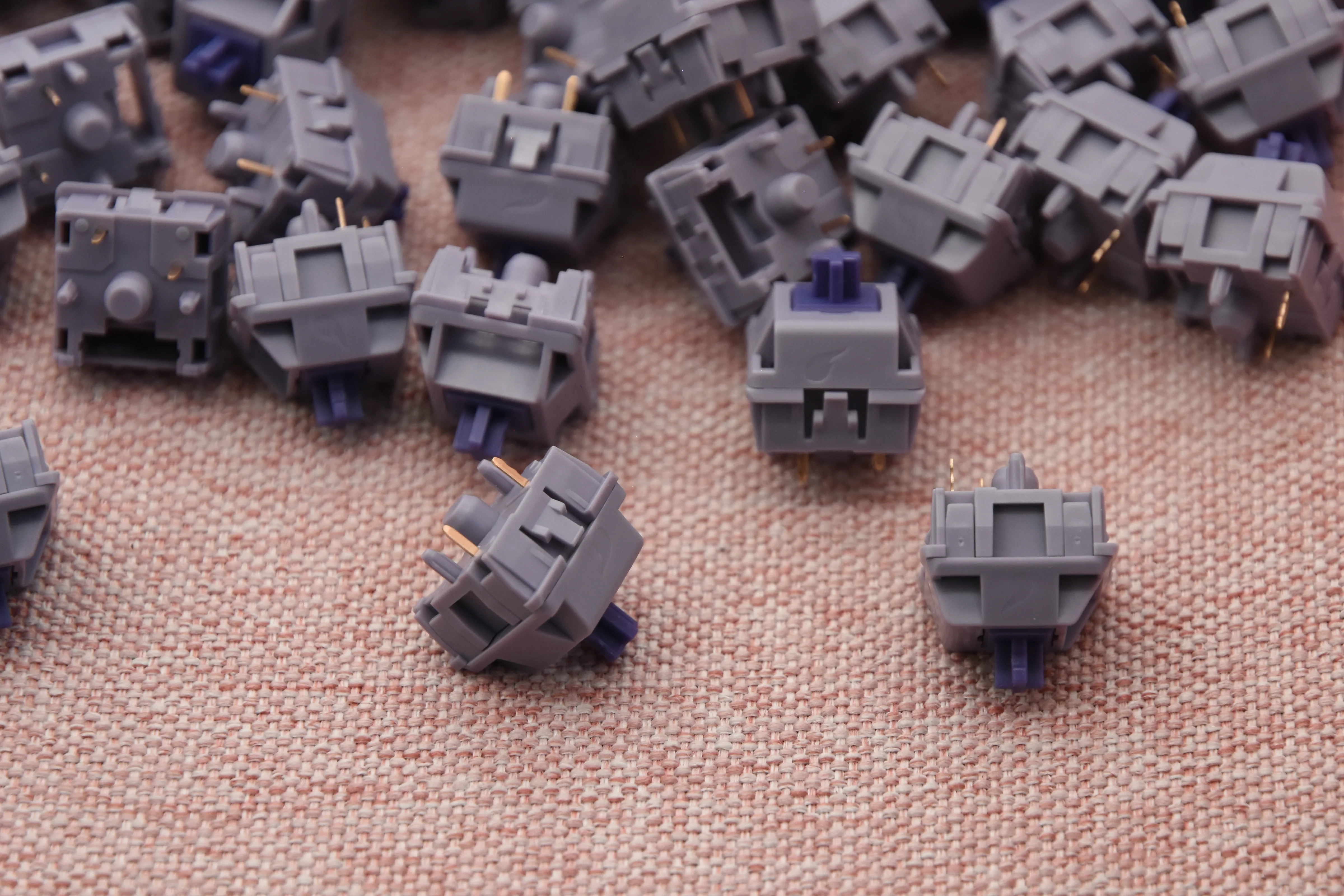 HMX COSMIC PURPLE LINEAR SWITCH FACTORY LUBED (10PCS) - Image 7