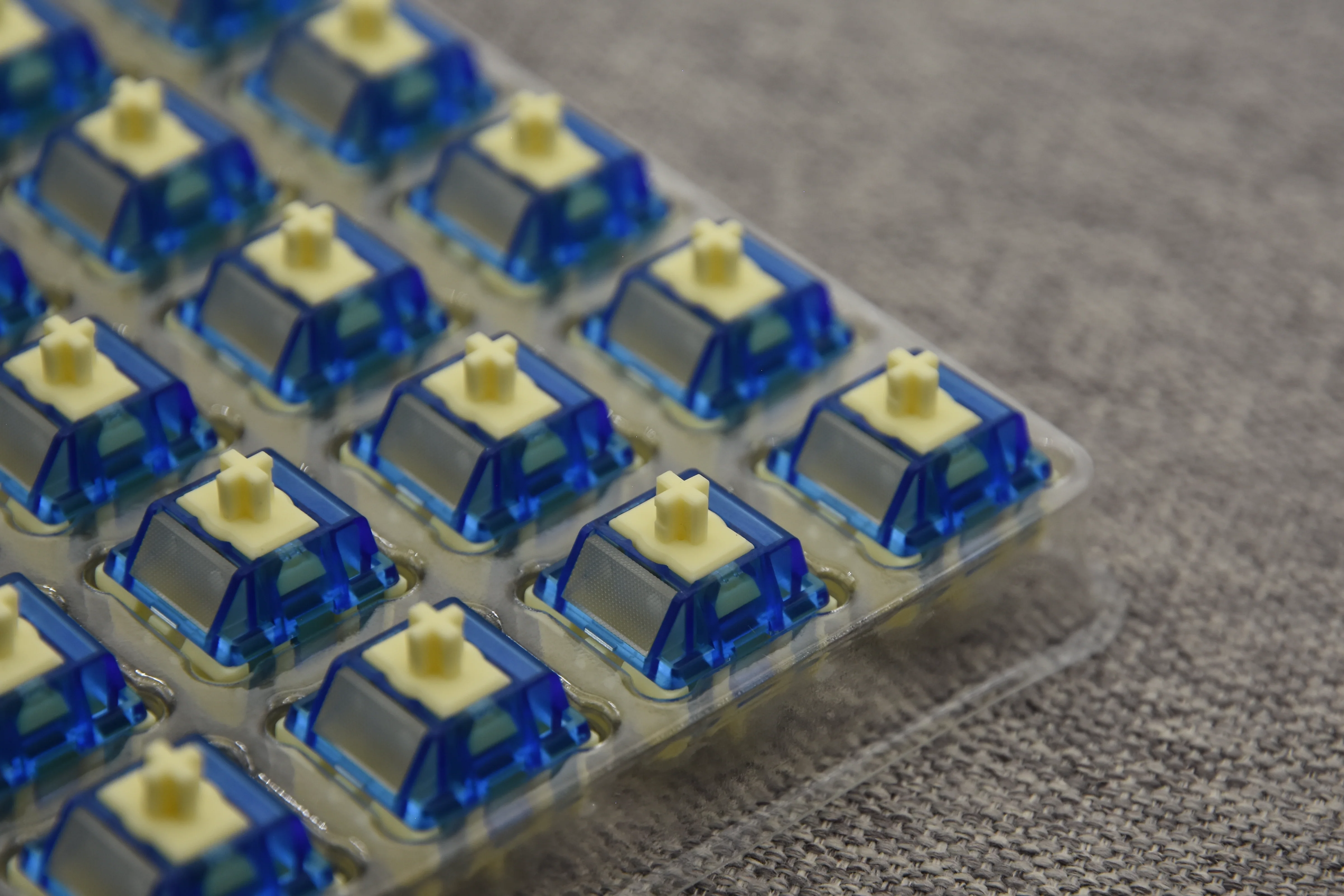 HMX CRYSTAL HE MAGNETIC GAMING SWITCH FACTORY LUBED (10PCS) - Image 11