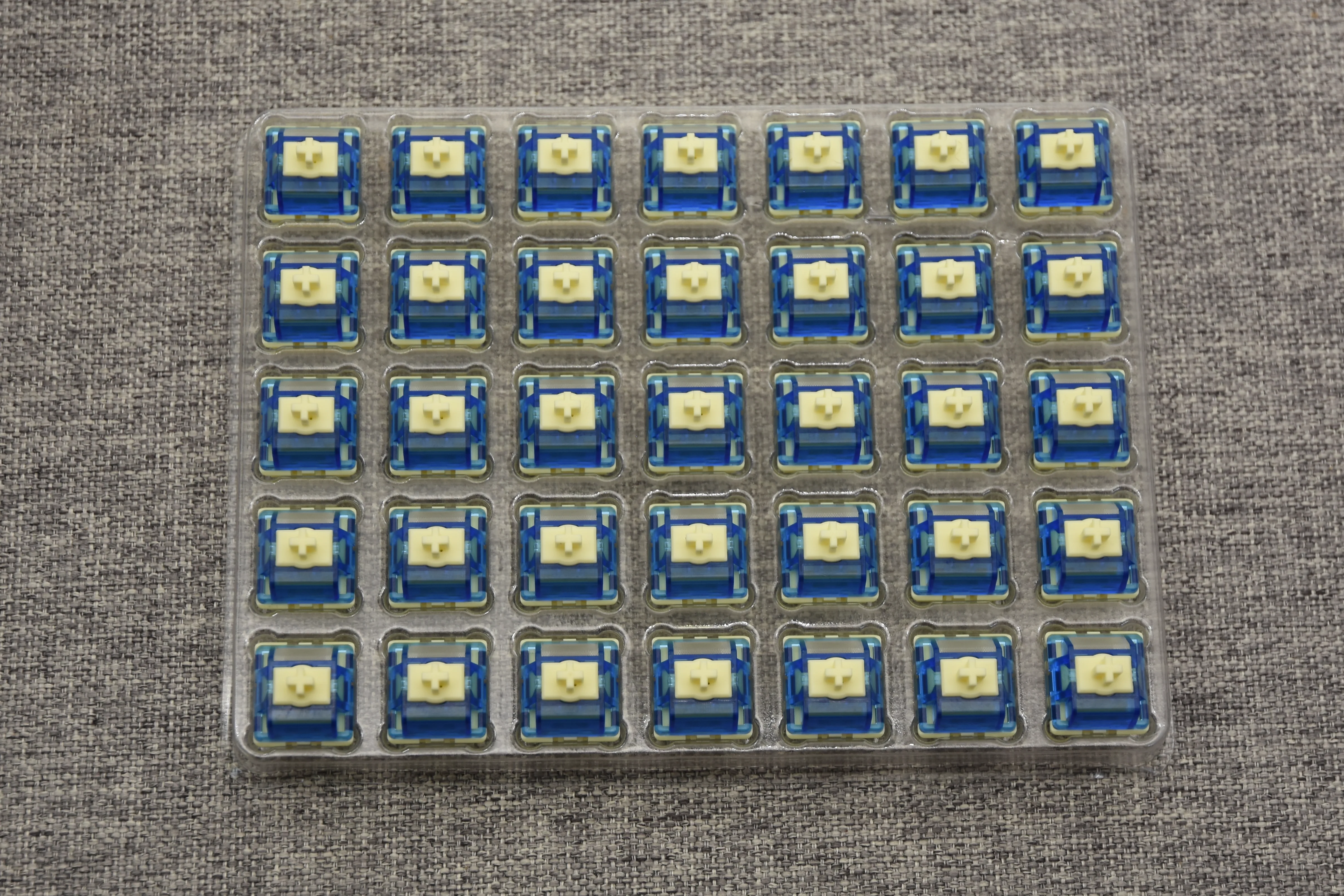 HMX CRYSTAL HE MAGNETIC GAMING SWITCH FACTORY LUBED (10PCS) - Image 3