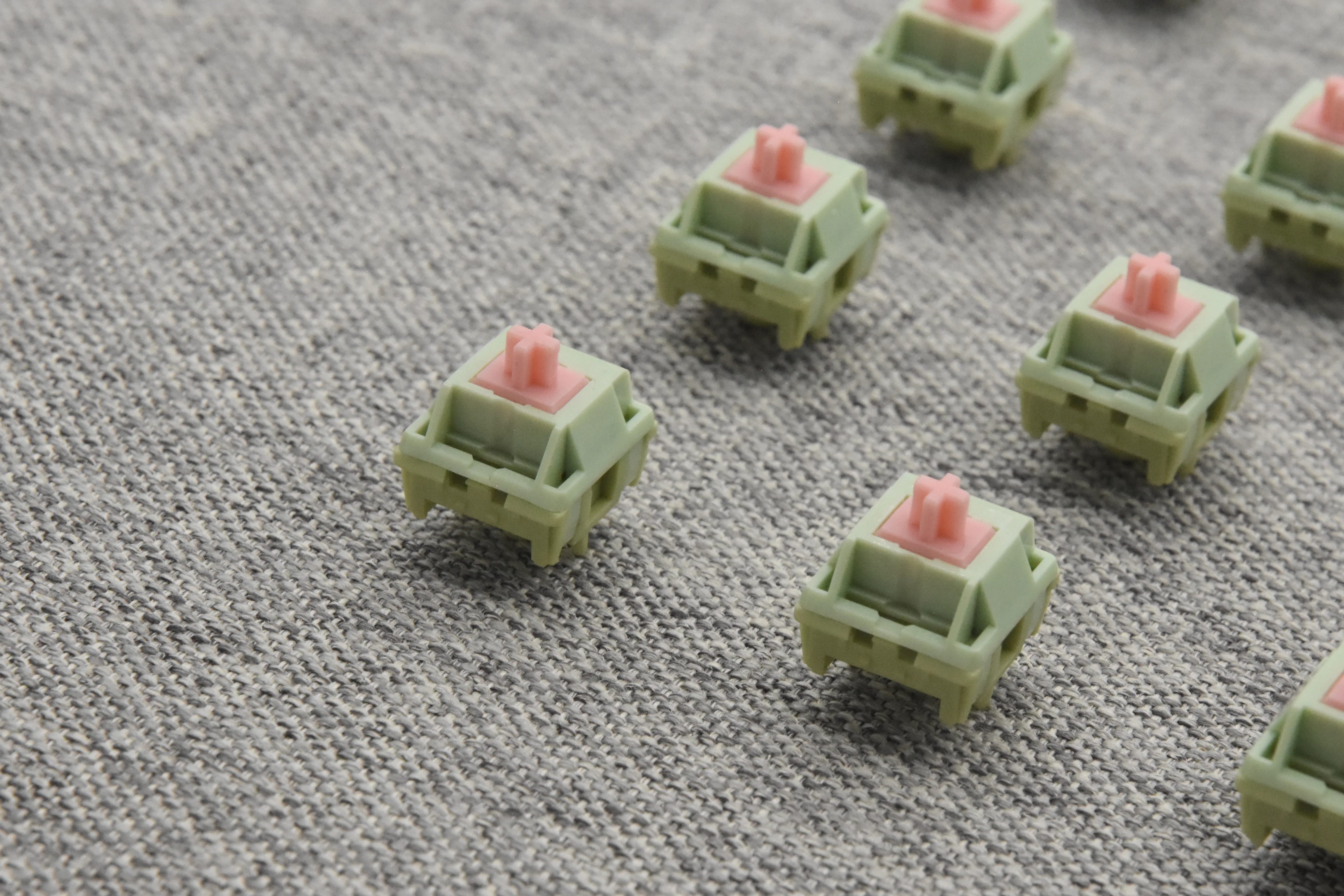 HMX GUAVA LINEAR SWITCH FACTORY LUBED EDITION (10PCS) - Image 10