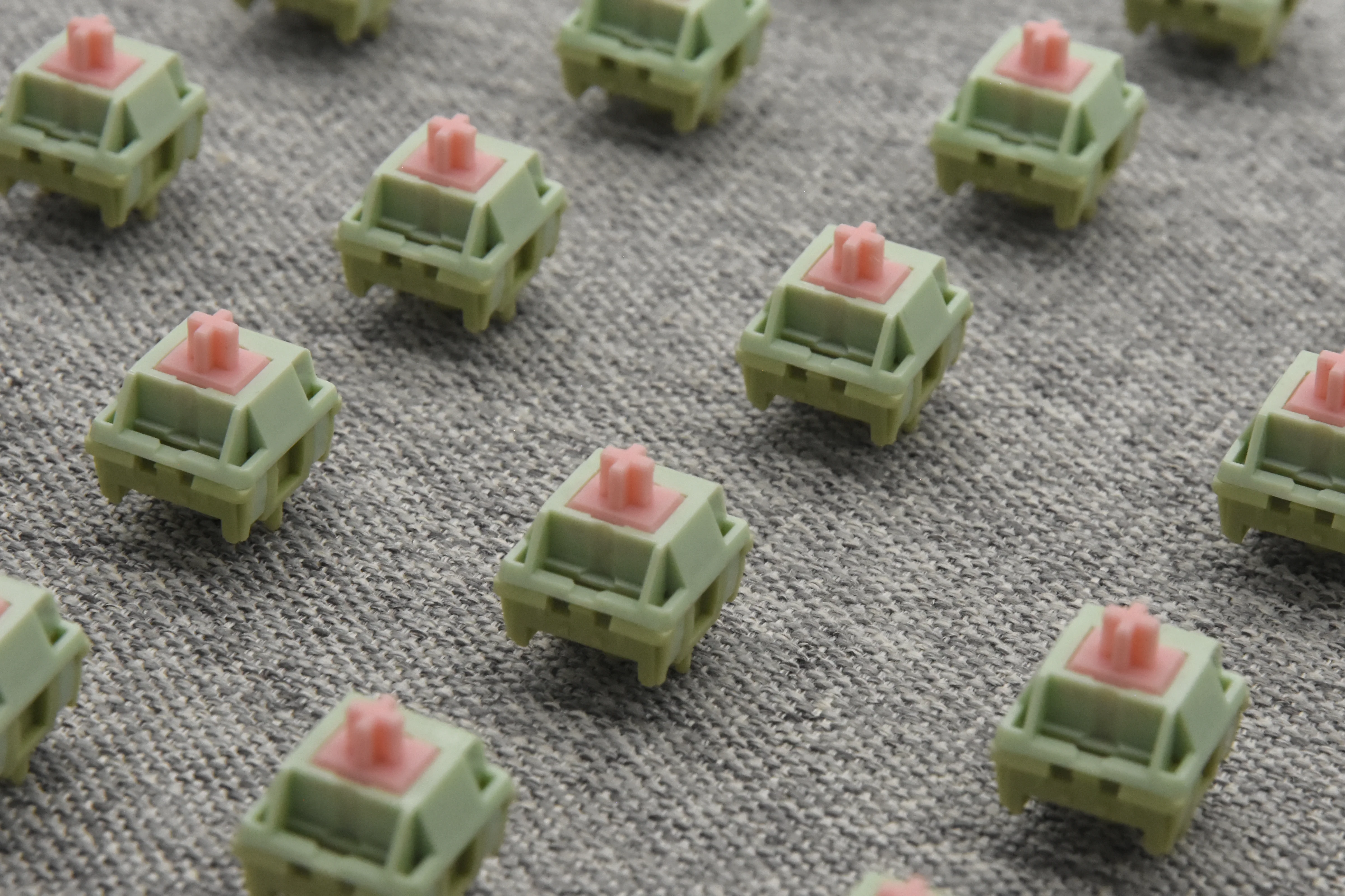HMX GUAVA LINEAR SWITCH FACTORY LUBED EDITION (10PCS) - Image 11