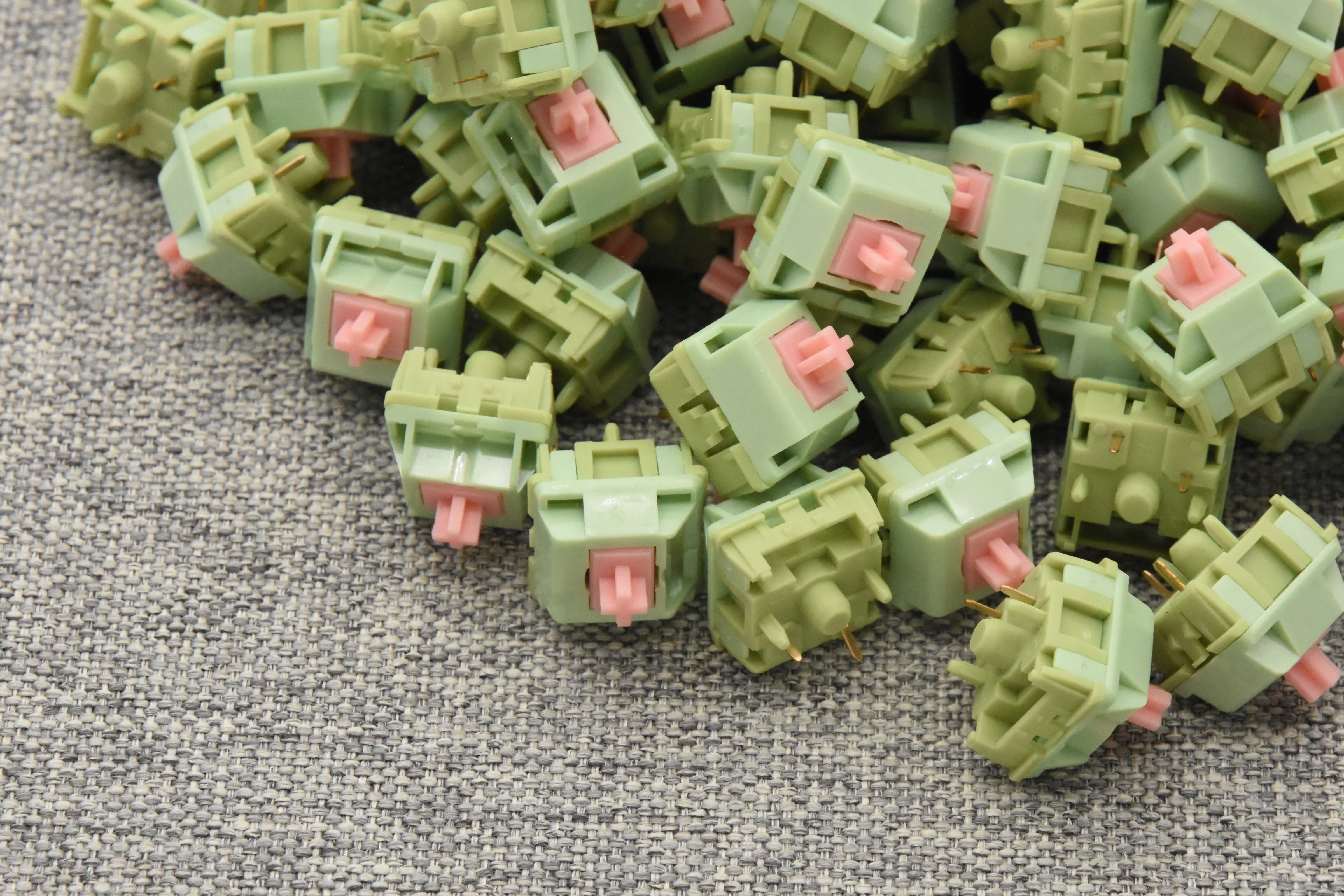 HMX GUAVA LINEAR SWITCH FACTORY LUBED EDITION (10PCS) - Image 3