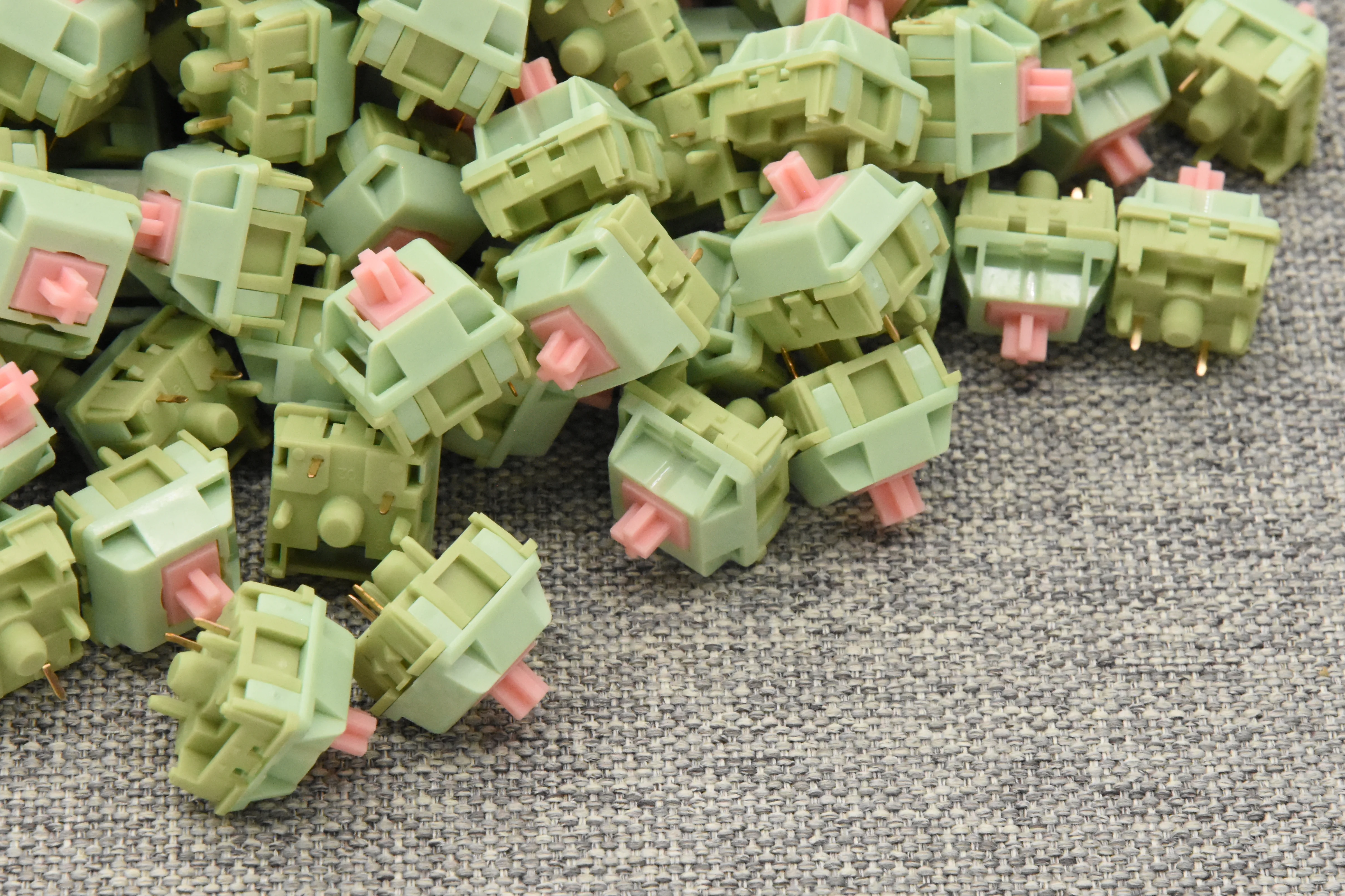 HMX GUAVA LINEAR SWITCH FACTORY LUBED EDITION (10PCS) - Image 4