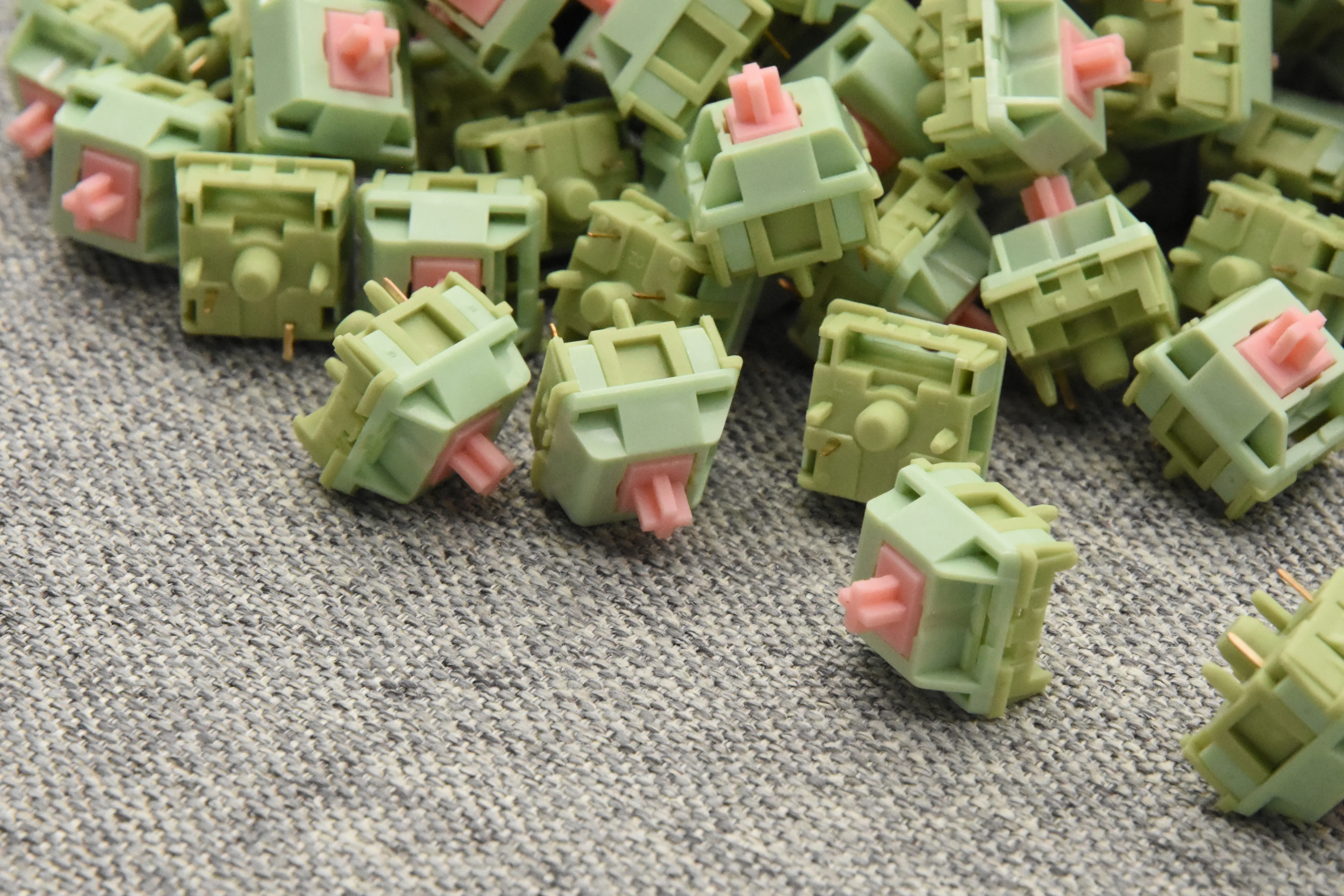 HMX GUAVA LINEAR SWITCH FACTORY LUBED EDITION (10PCS) - Image 6