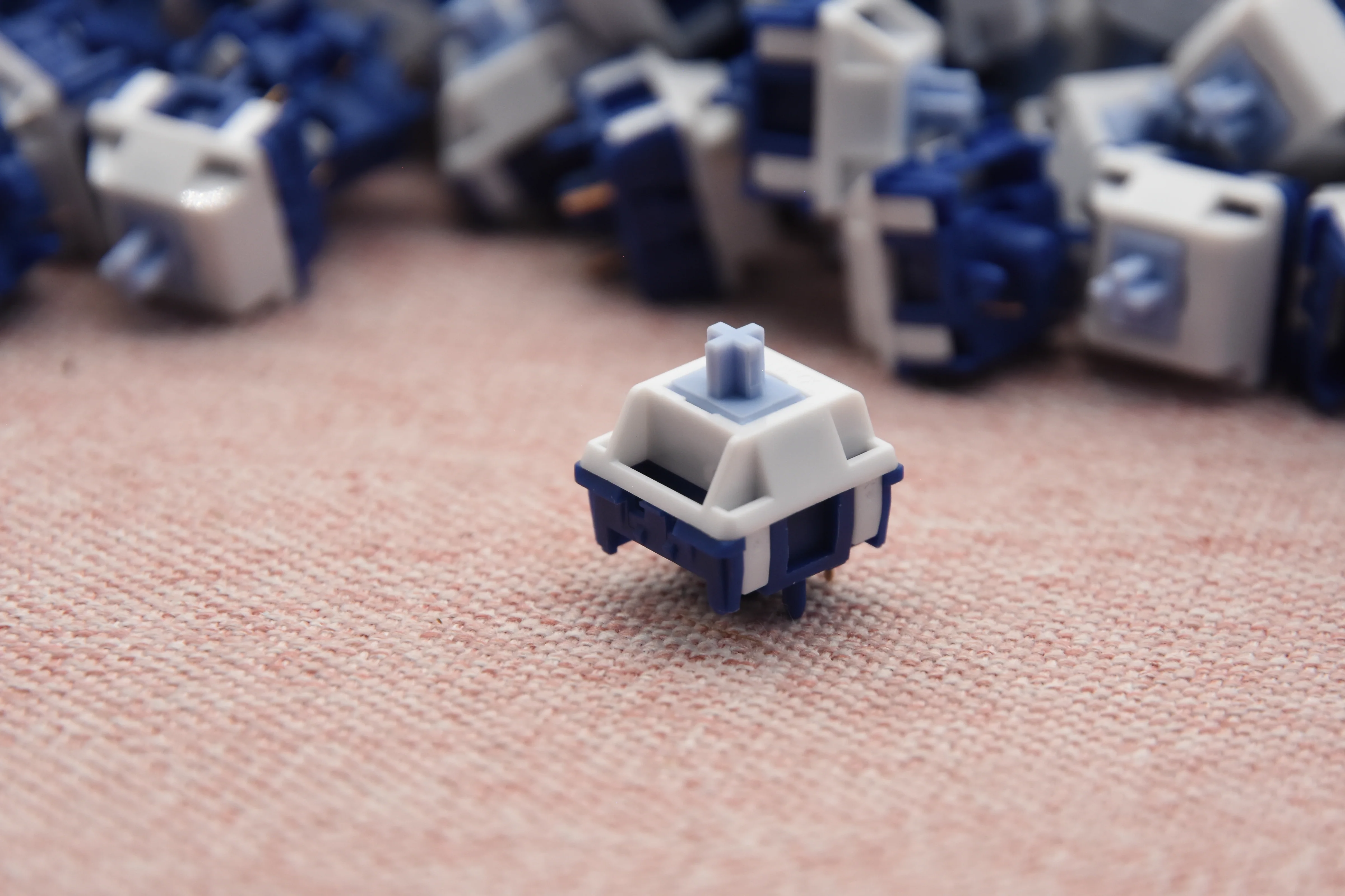 HMX ICE LOTUS TACTILE SWITCH FACTORY LUBED (10PCS) - Image 6