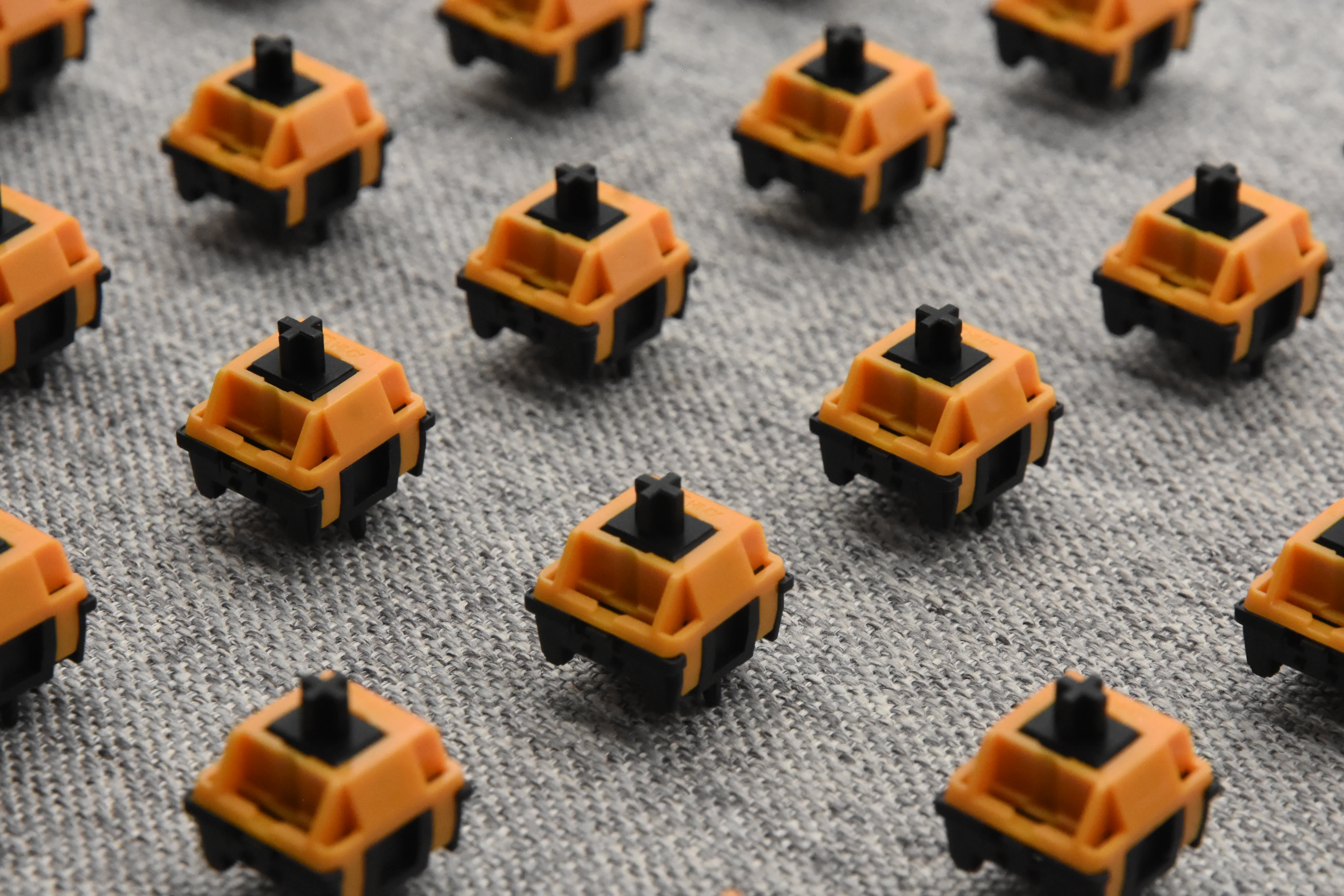 HMX KD200 LINEAR SWITCH FACTORY LUBED EDITION (10PCS) - Image 17