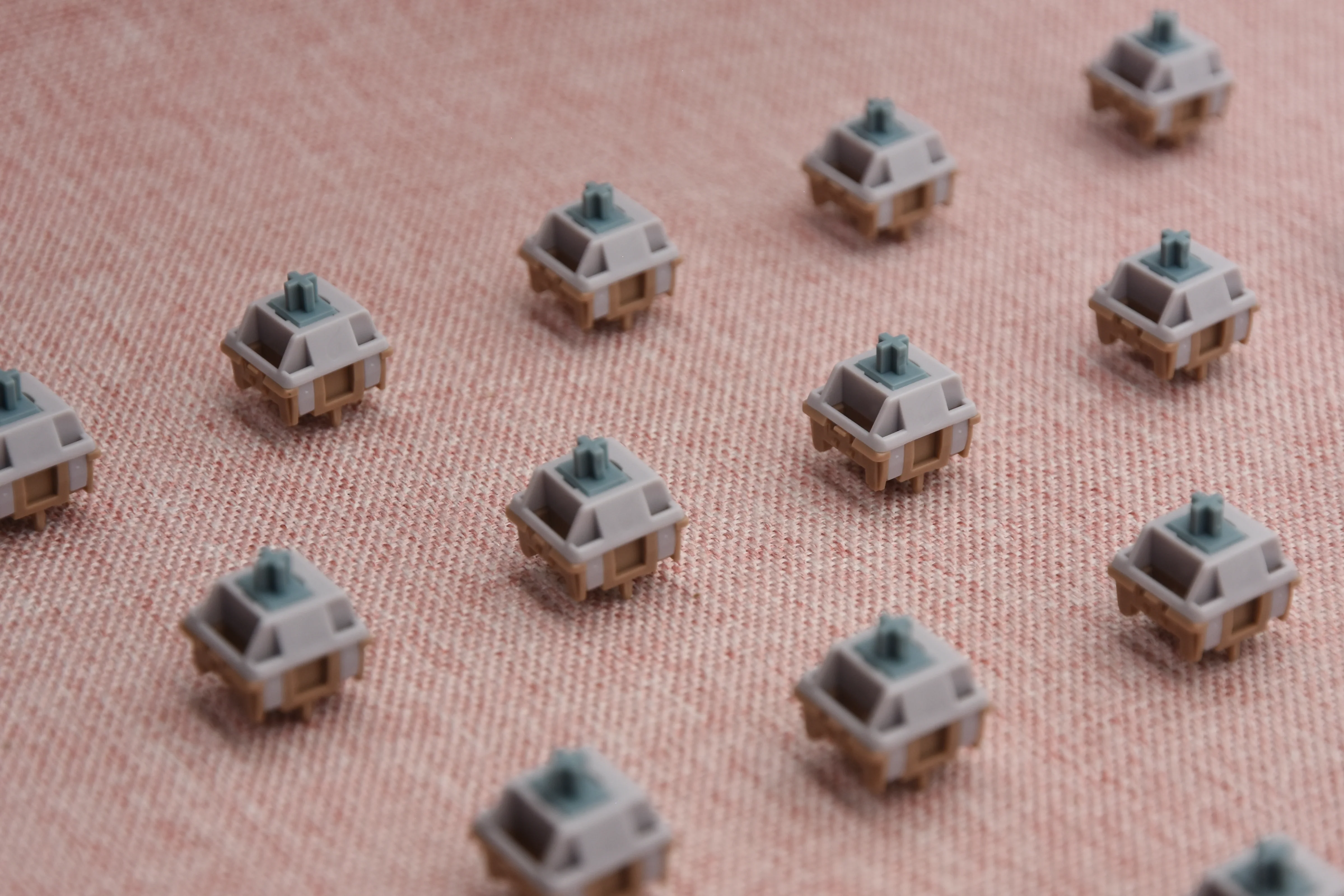 HMX LUNAR STONE LINEAR SWITCH FACTORY LUBED (10PCS) - Image 10