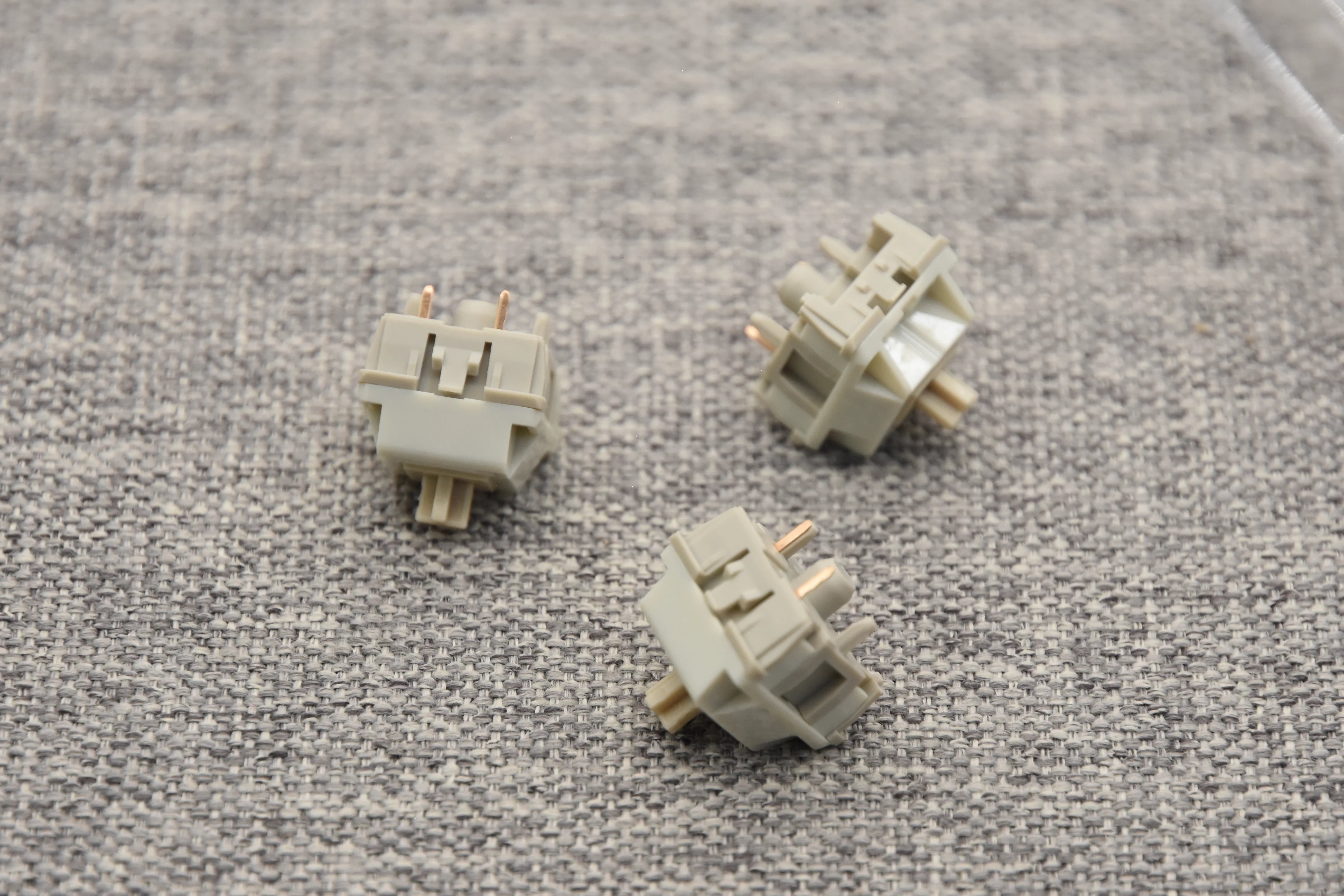 HMX RETRO C LINEAR SWITCH FACTORY LUBED EDITION (10PCS) - Image 8