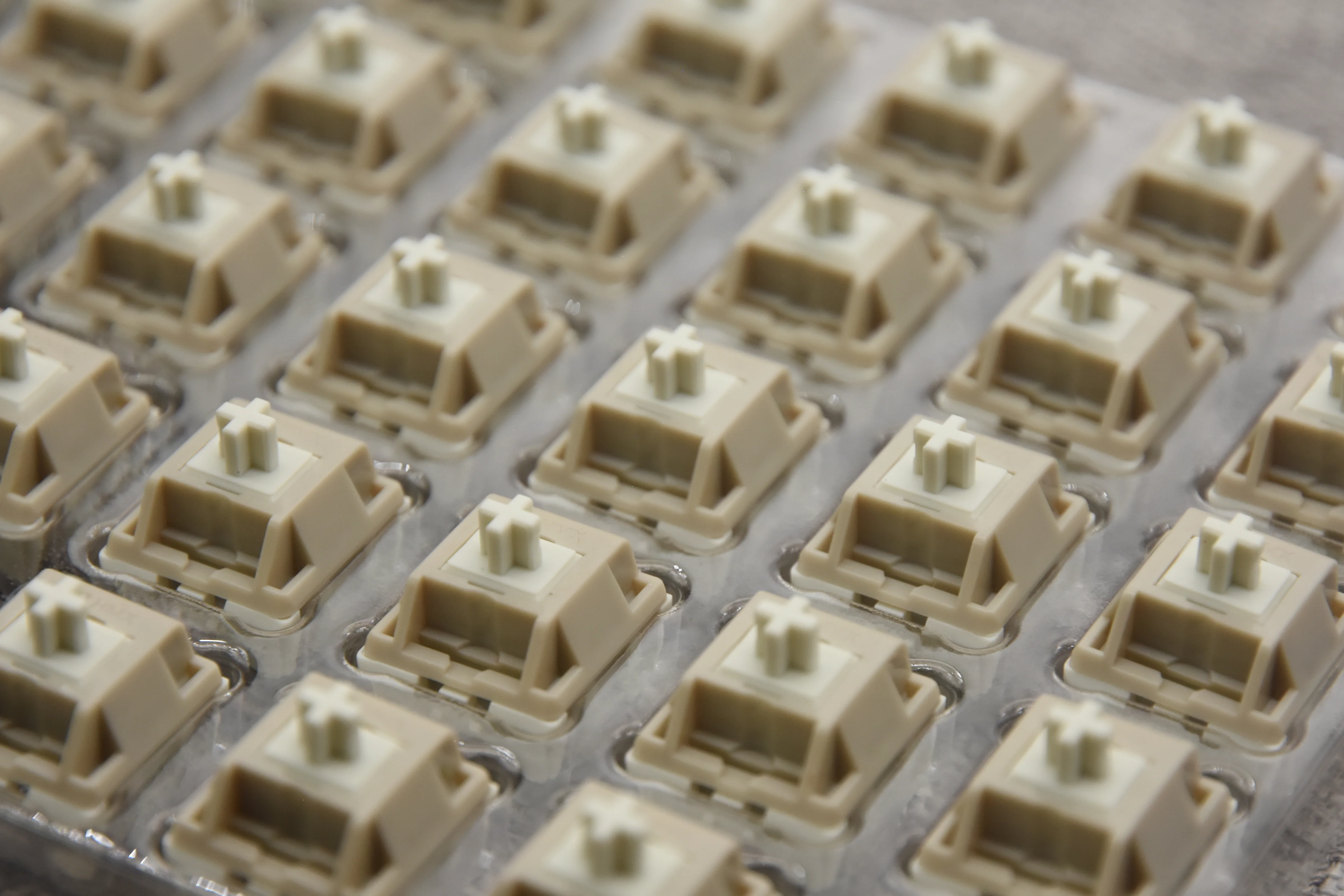 HMX RETRO R LINEAR SWITCH FACTORY LUBED EDITION (10PCS) - Image 6