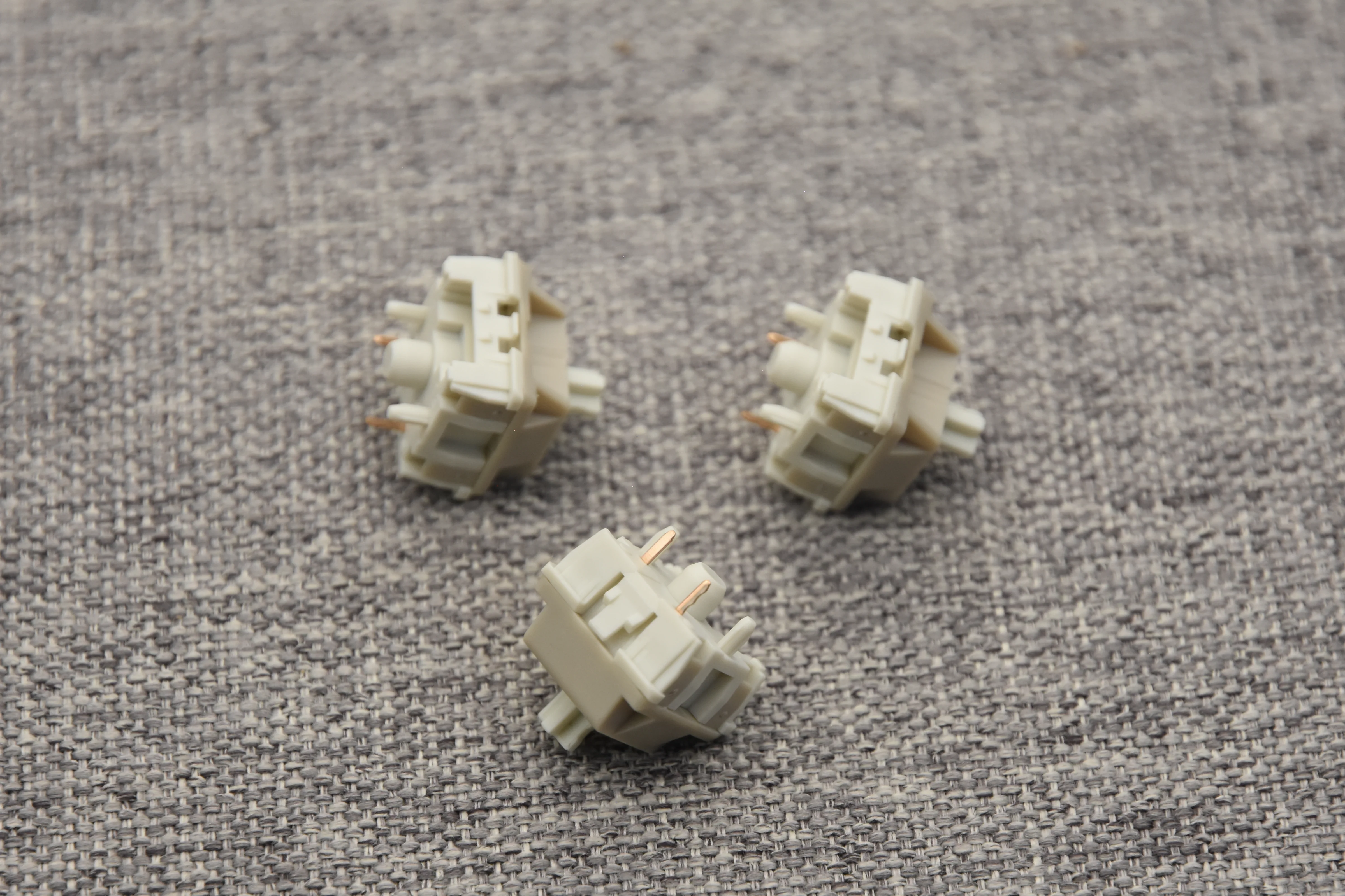 HMX RETRO R LINEAR SWITCH FACTORY LUBED EDITION (10PCS) - Image 9